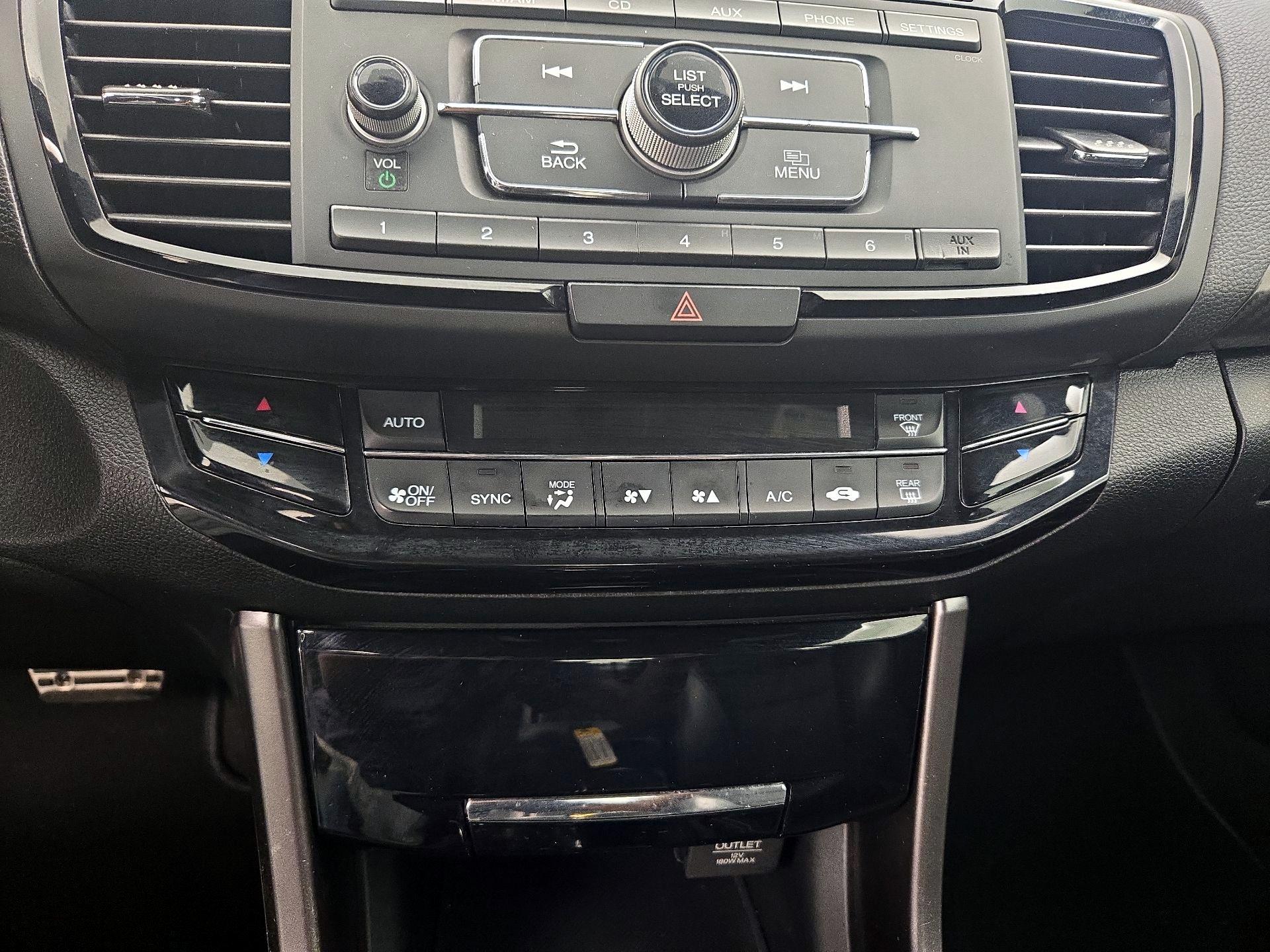 Thumbnail: 2016 Honda Accord - 16
