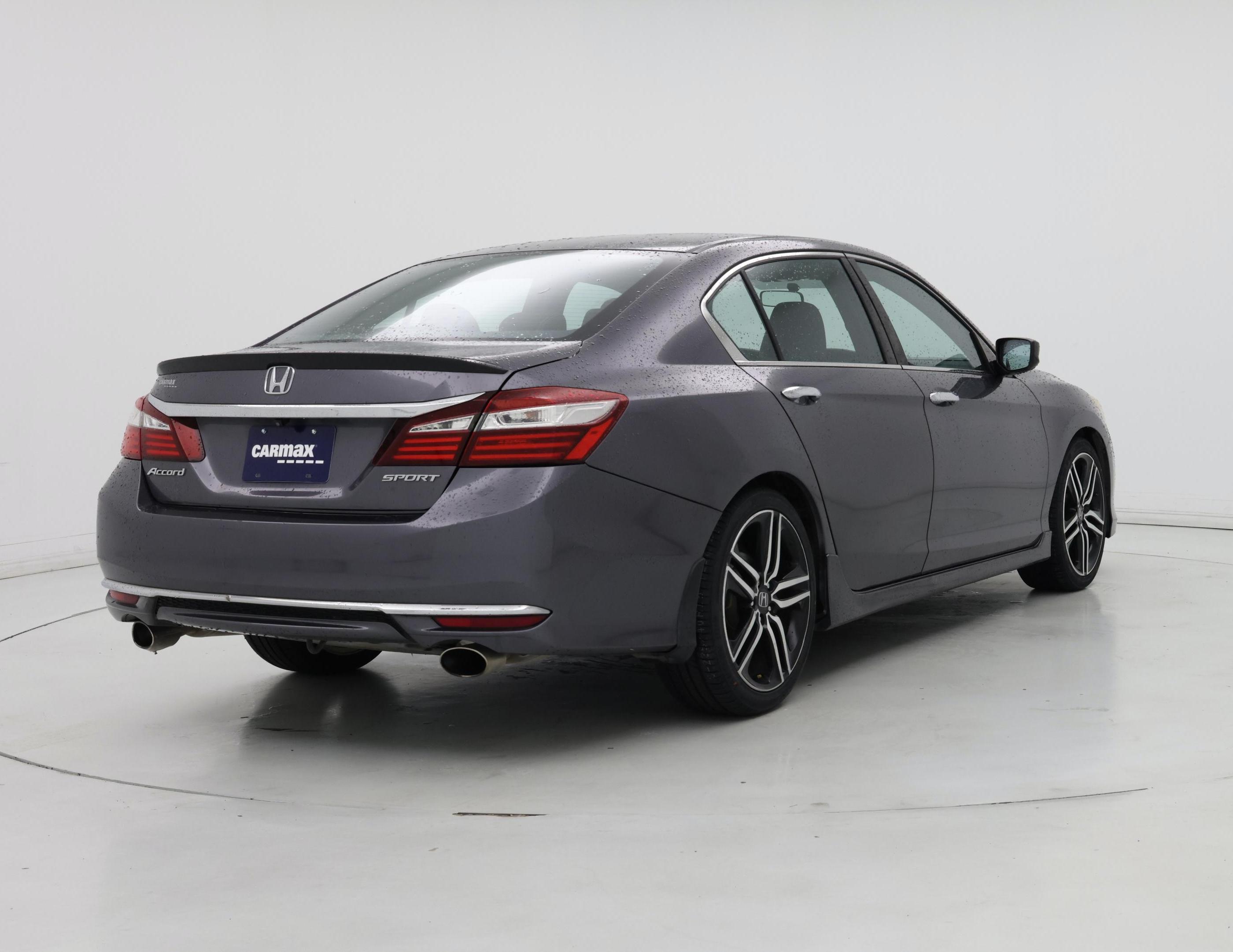 Thumbnail: 2016 Honda Accord - 8
