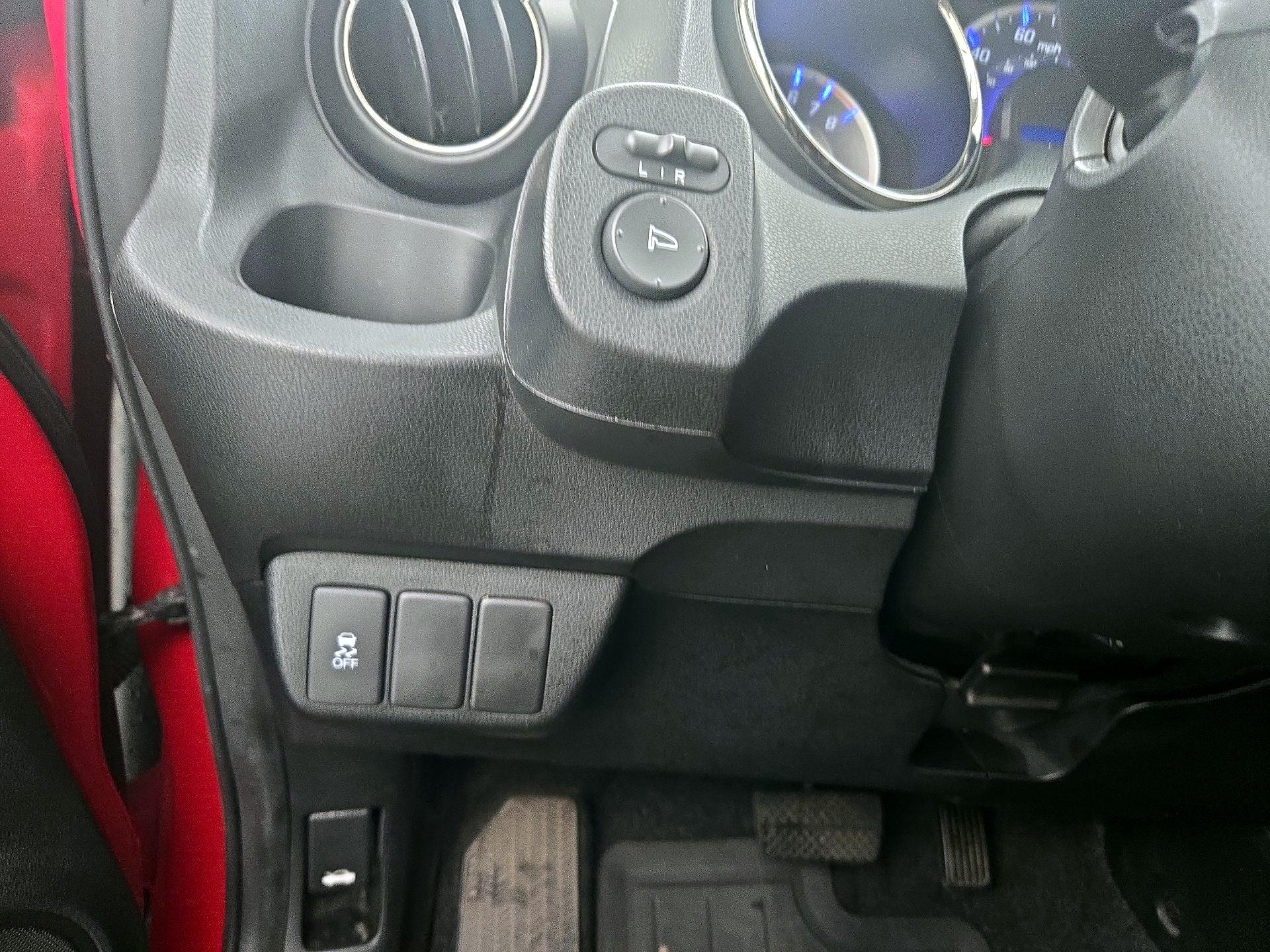 Thumbnail: 2013 Honda Fit - 13