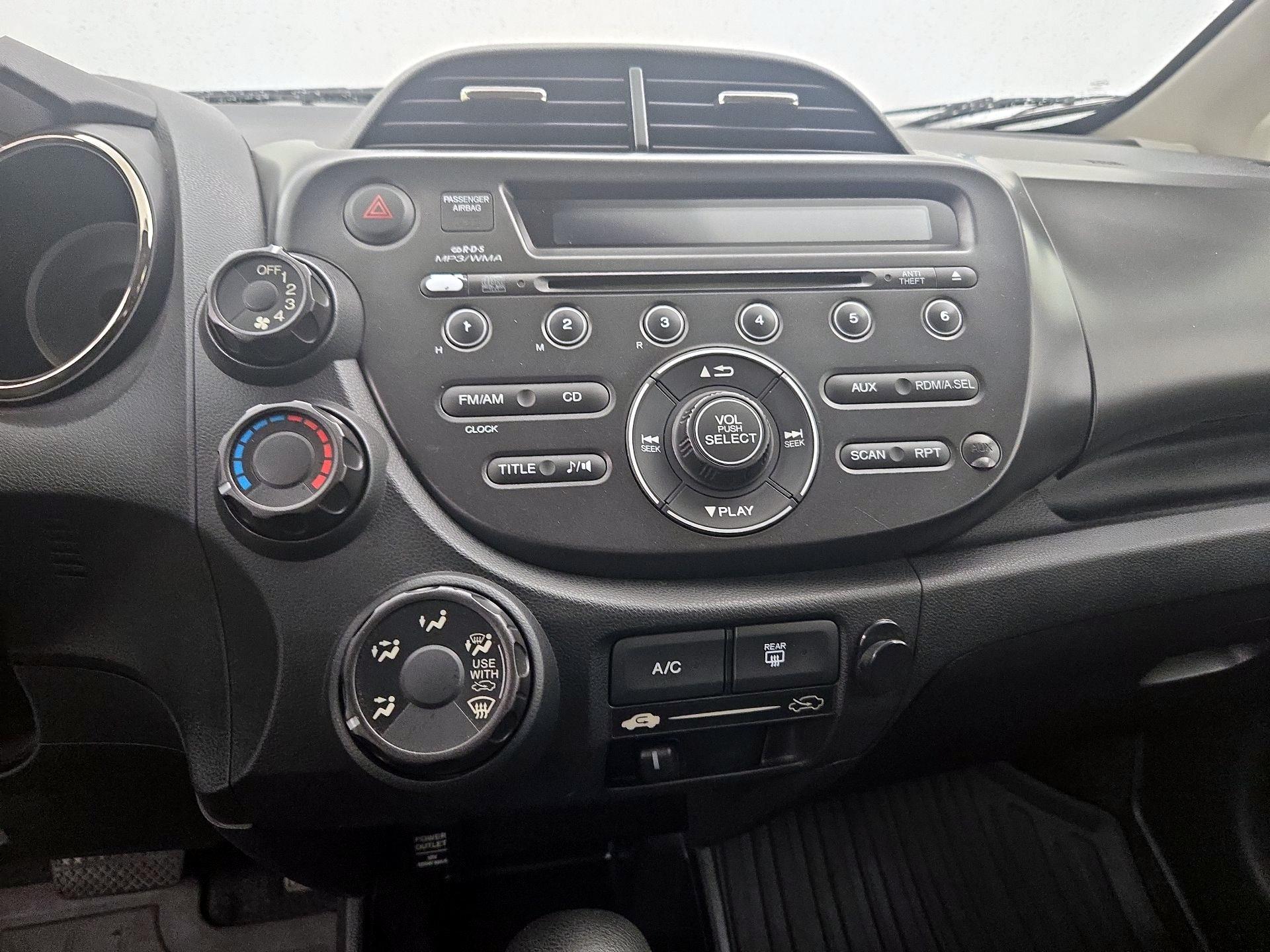 Thumbnail: 2013 Honda Fit - 15