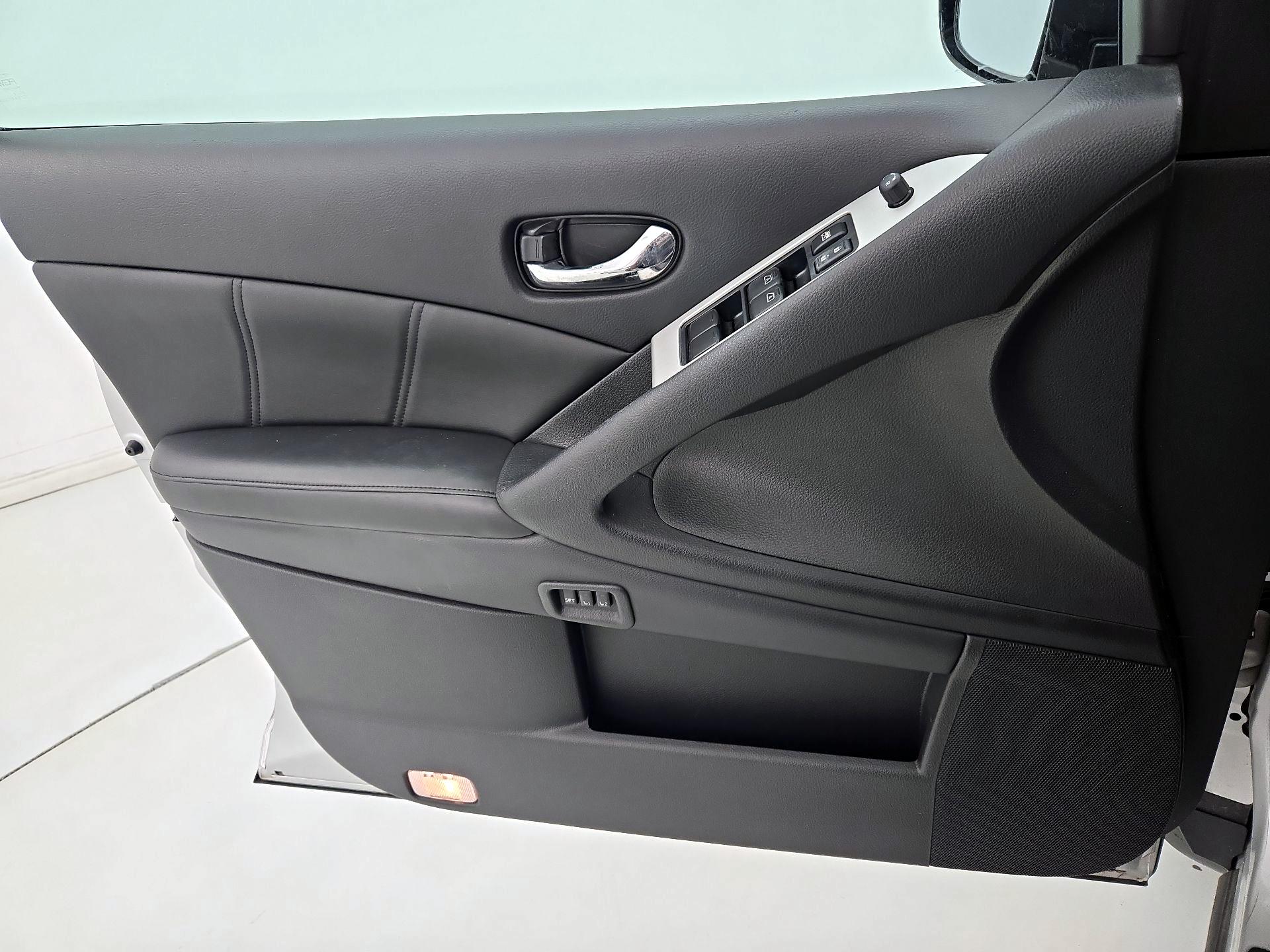 Thumbnail: 2014 Nissan Murano - 12