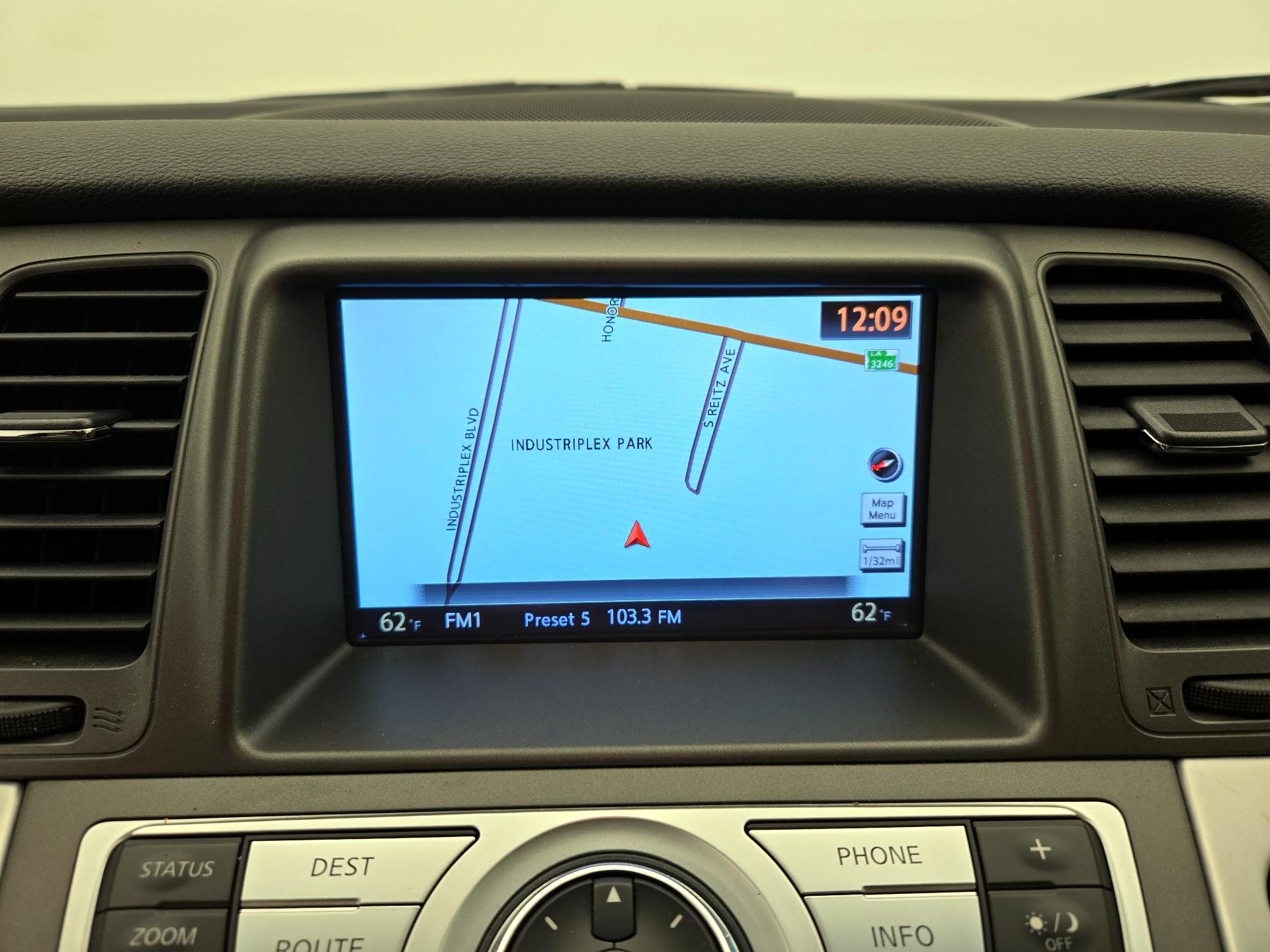Thumbnail: 2014 Nissan Murano - 14