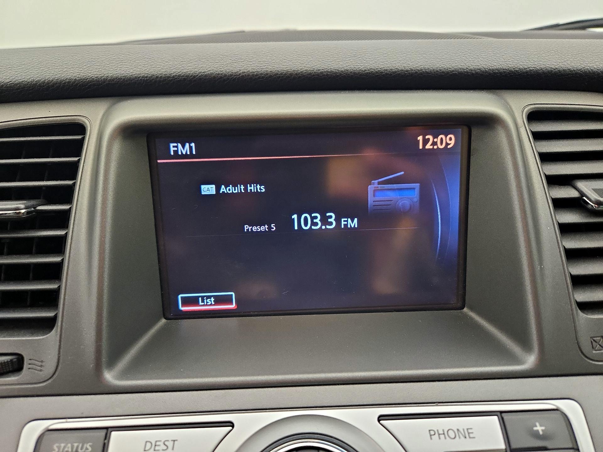 Thumbnail: 2014 Nissan Murano - 16