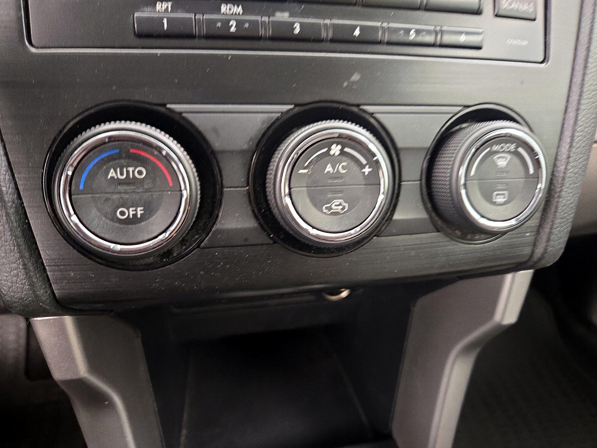 Thumbnail: 2015 Subaru Forester - 16