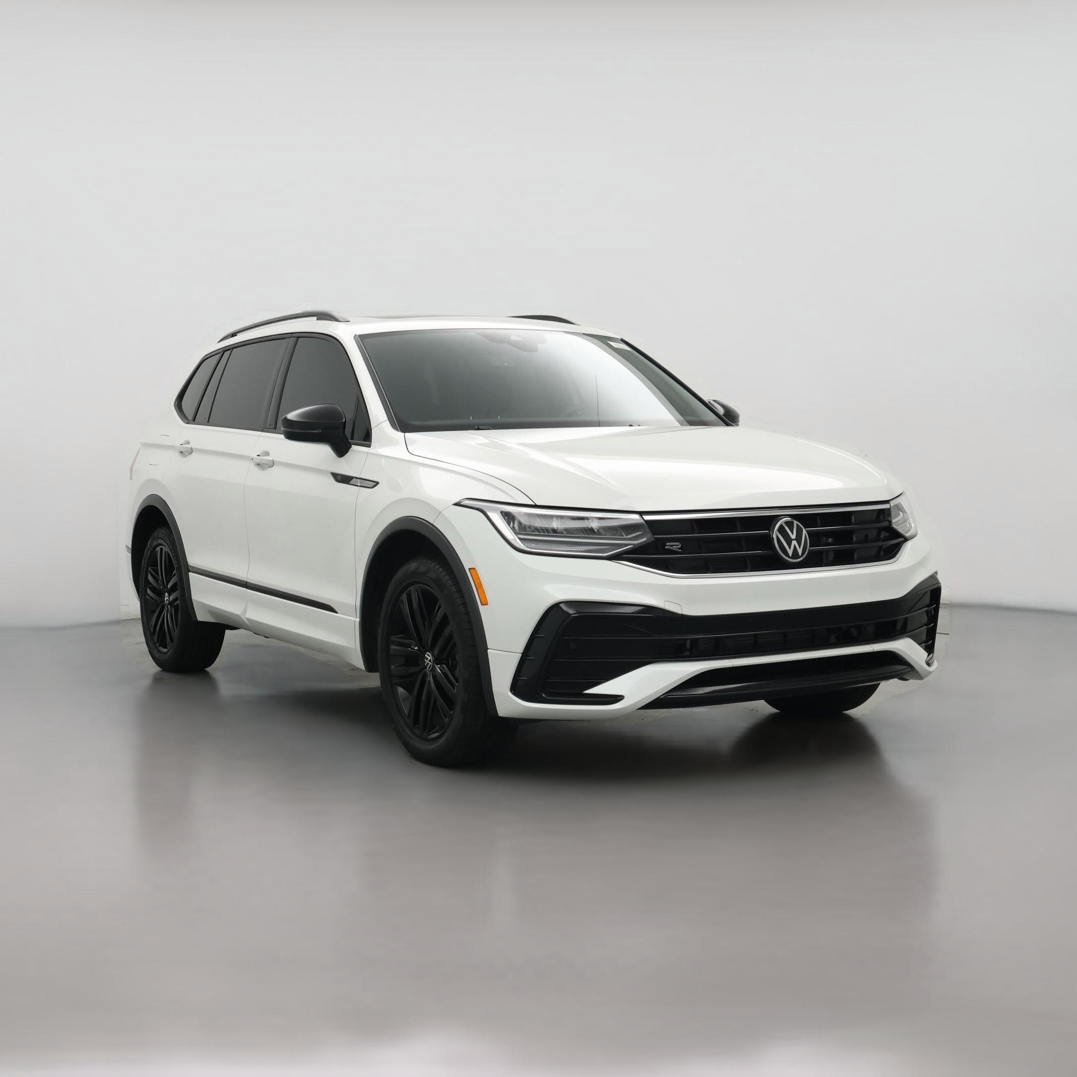 Thumbnail: 2022 Volkswagen Tiguan - 1