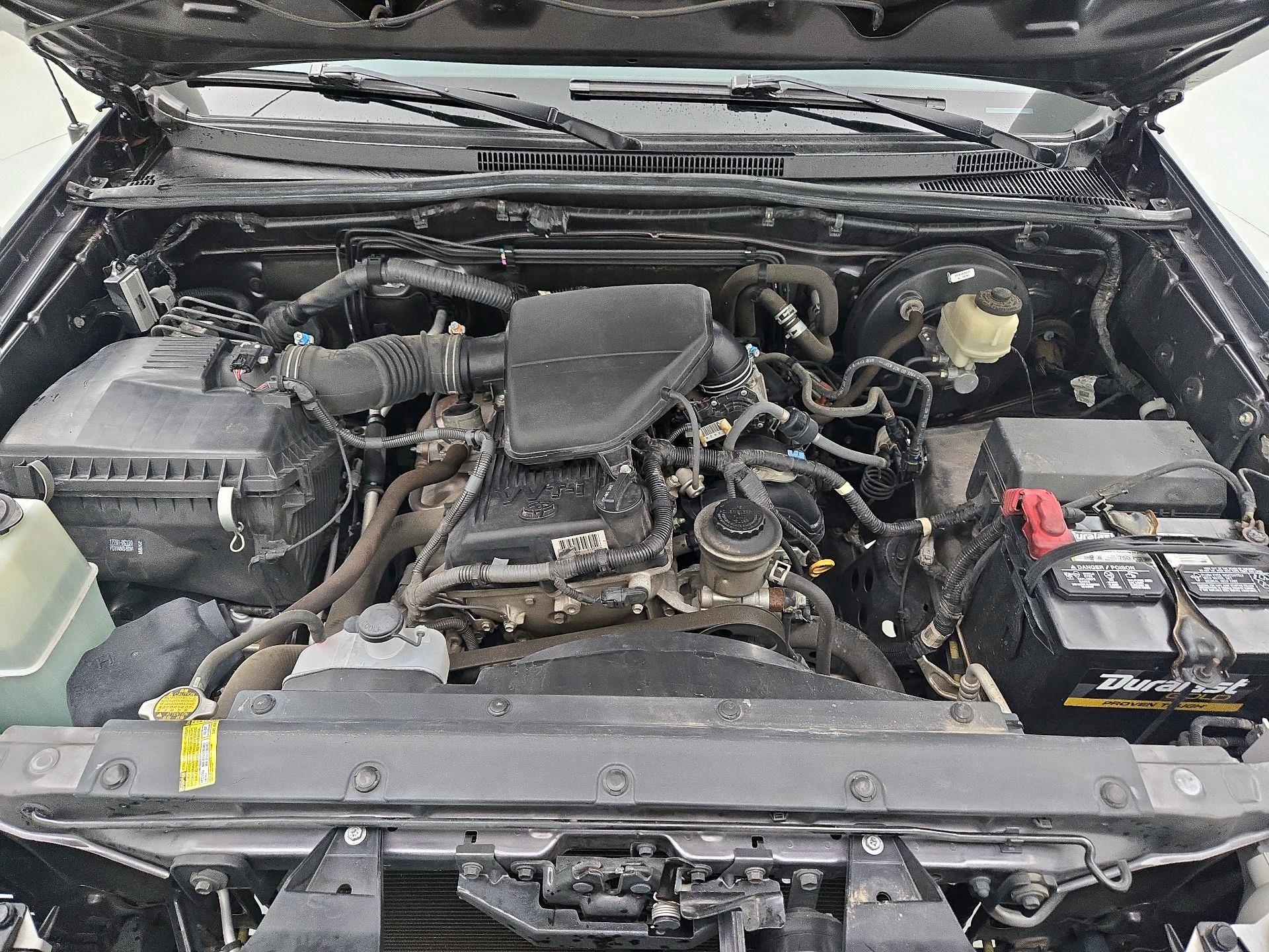Thumbnail: 2015 Toyota Tacoma - 20