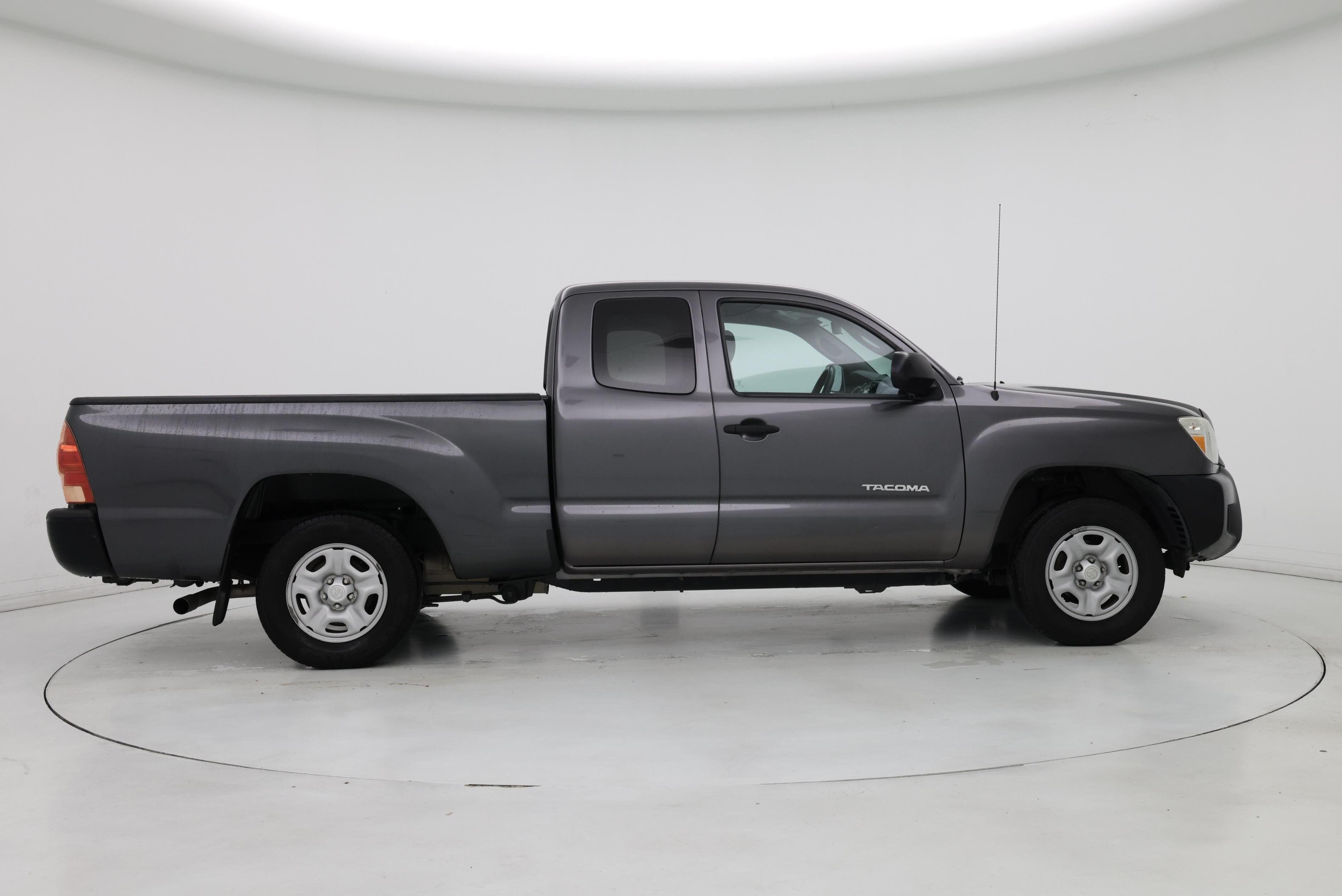 Thumbnail: 2015 Toyota Tacoma - 7