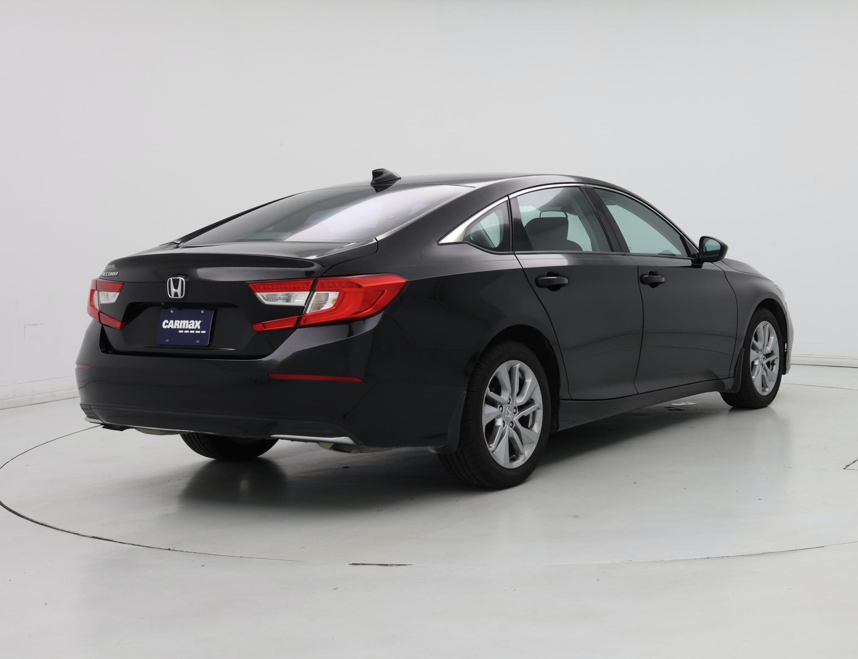Thumbnail: 2018 Honda Accord - 8