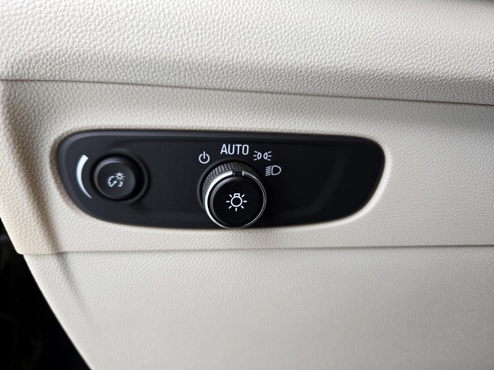 Thumbnail: 2021 Buick Envision - 13