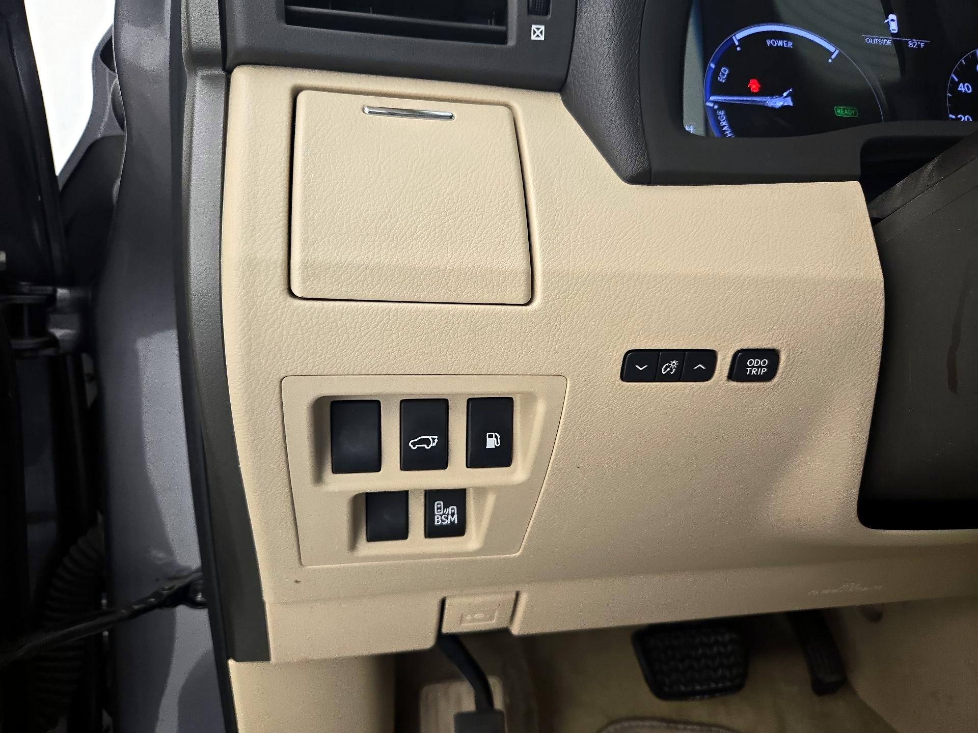 Thumbnail: 2013 Lexus RX - 13