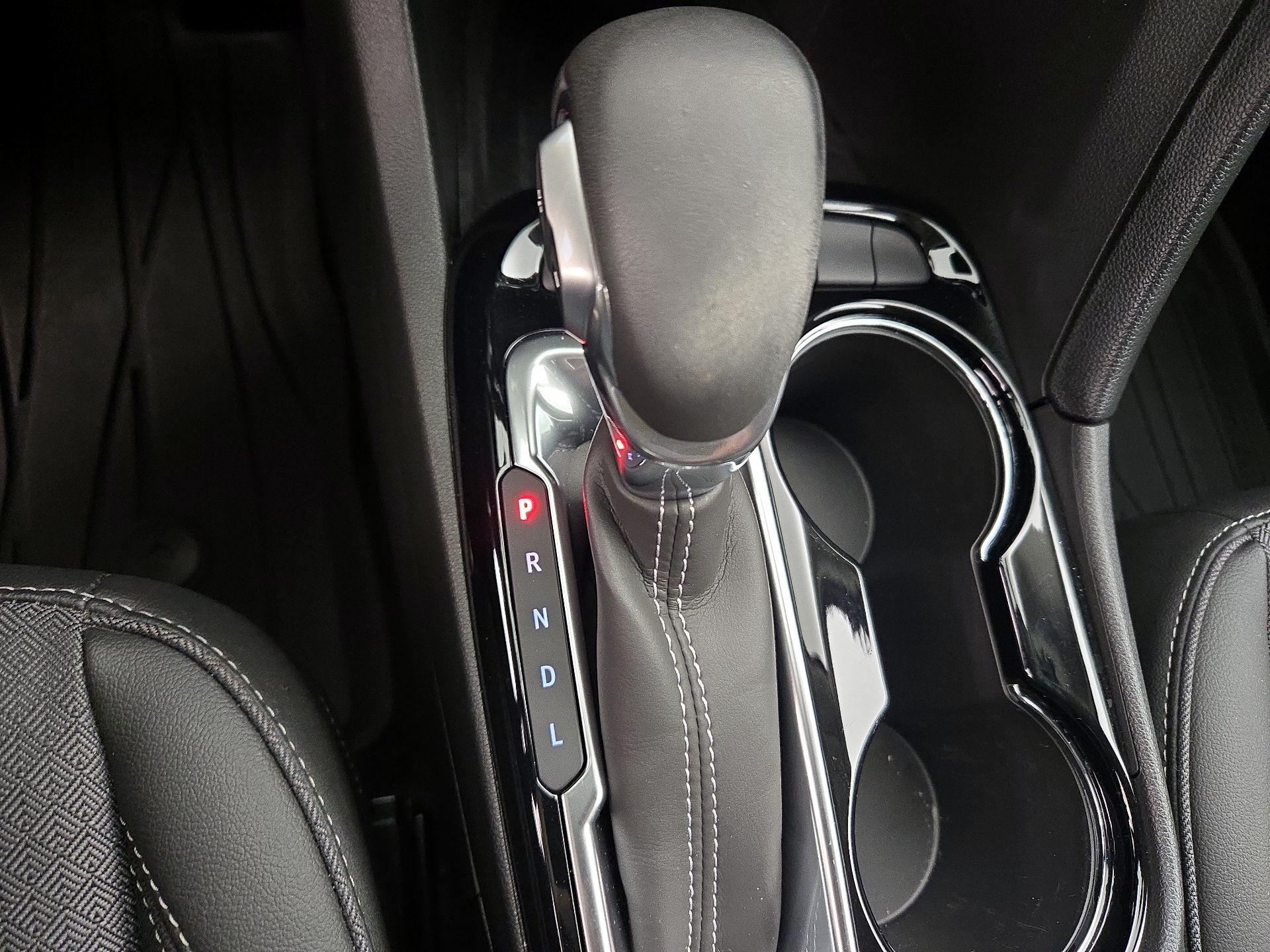 Thumbnail: 2022 Buick Encore GX - 17