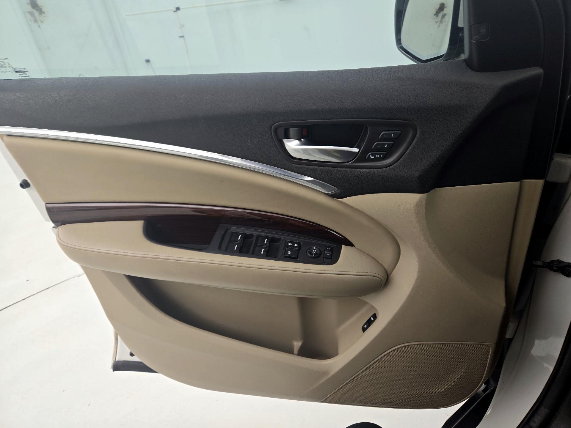 Thumbnail: 2015 Acura MDX - 12
