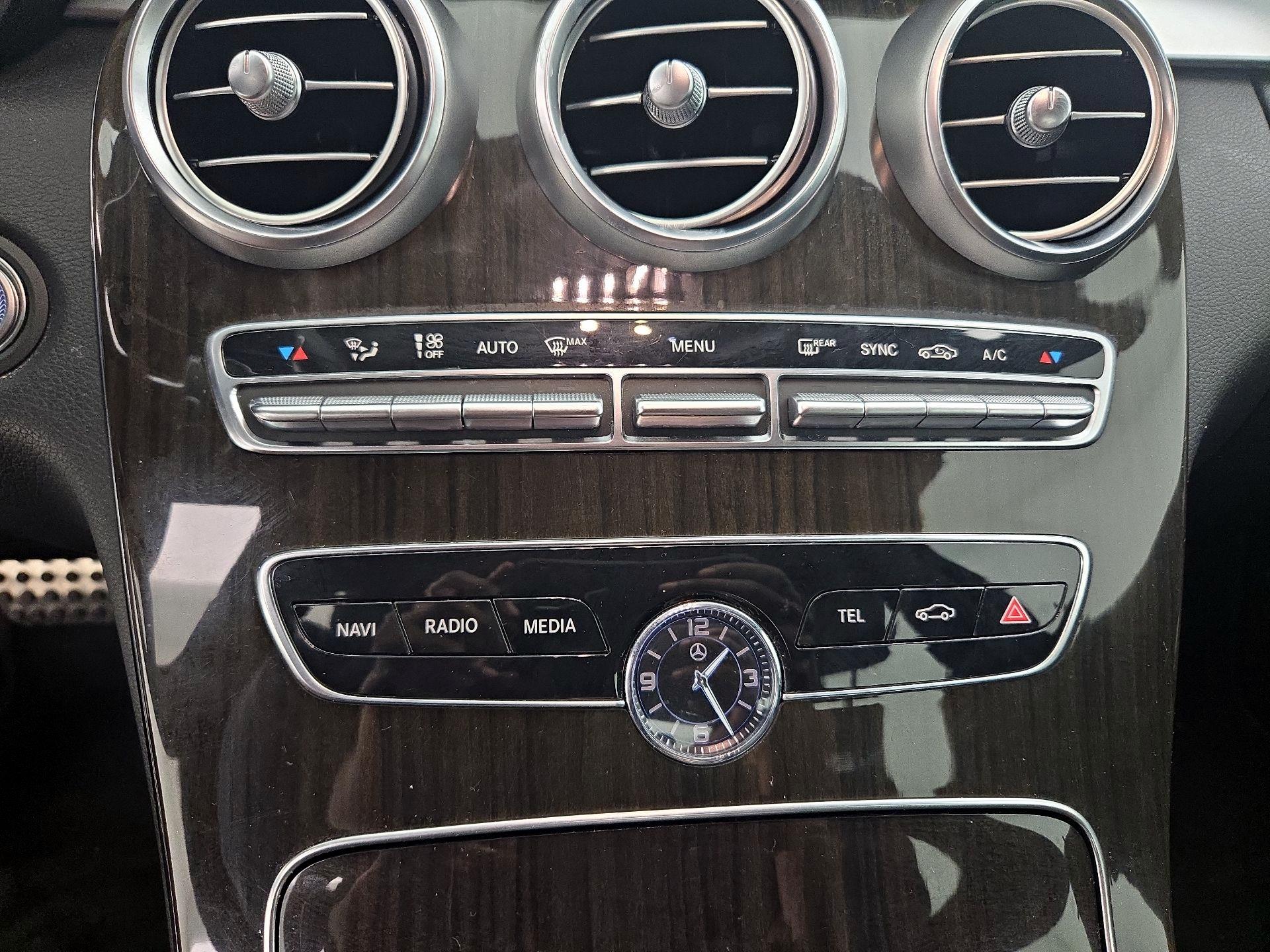 Thumbnail: 2020 Mercedes-Benz C-Class - 16