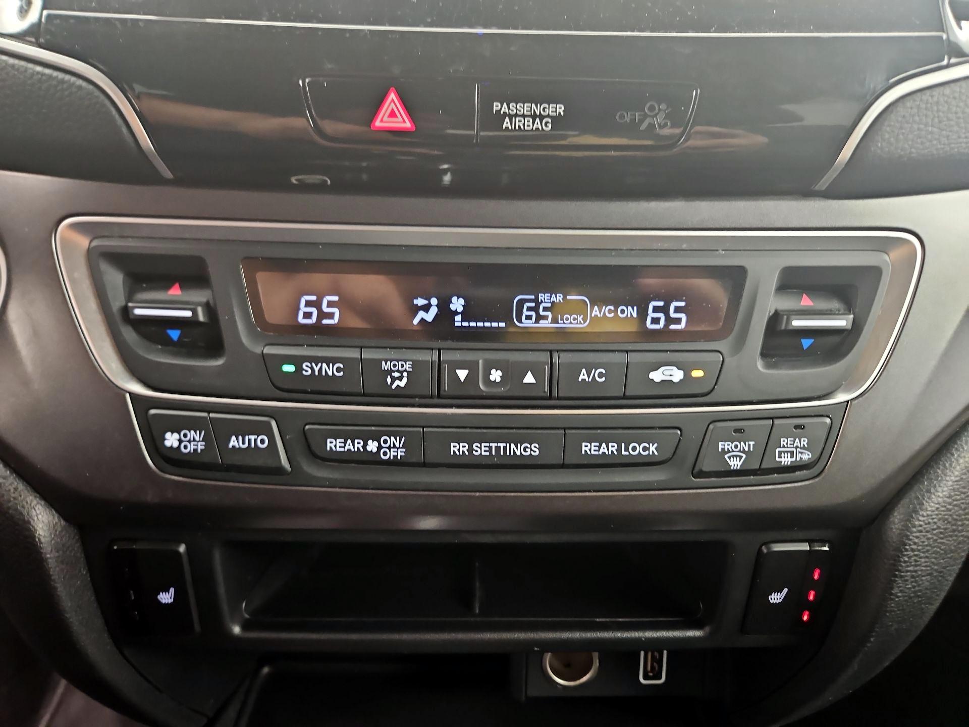 Thumbnail: 2021 Honda Pilot - 16