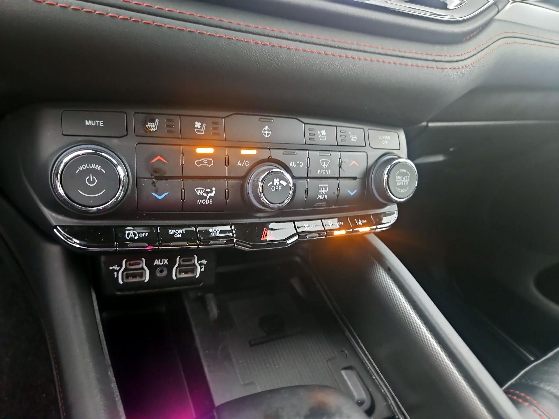 Thumbnail: 2023 Dodge Durango - 15