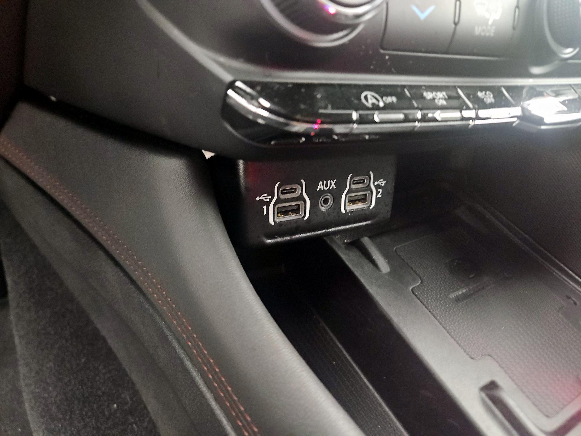 Thumbnail: 2023 Dodge Durango - 17