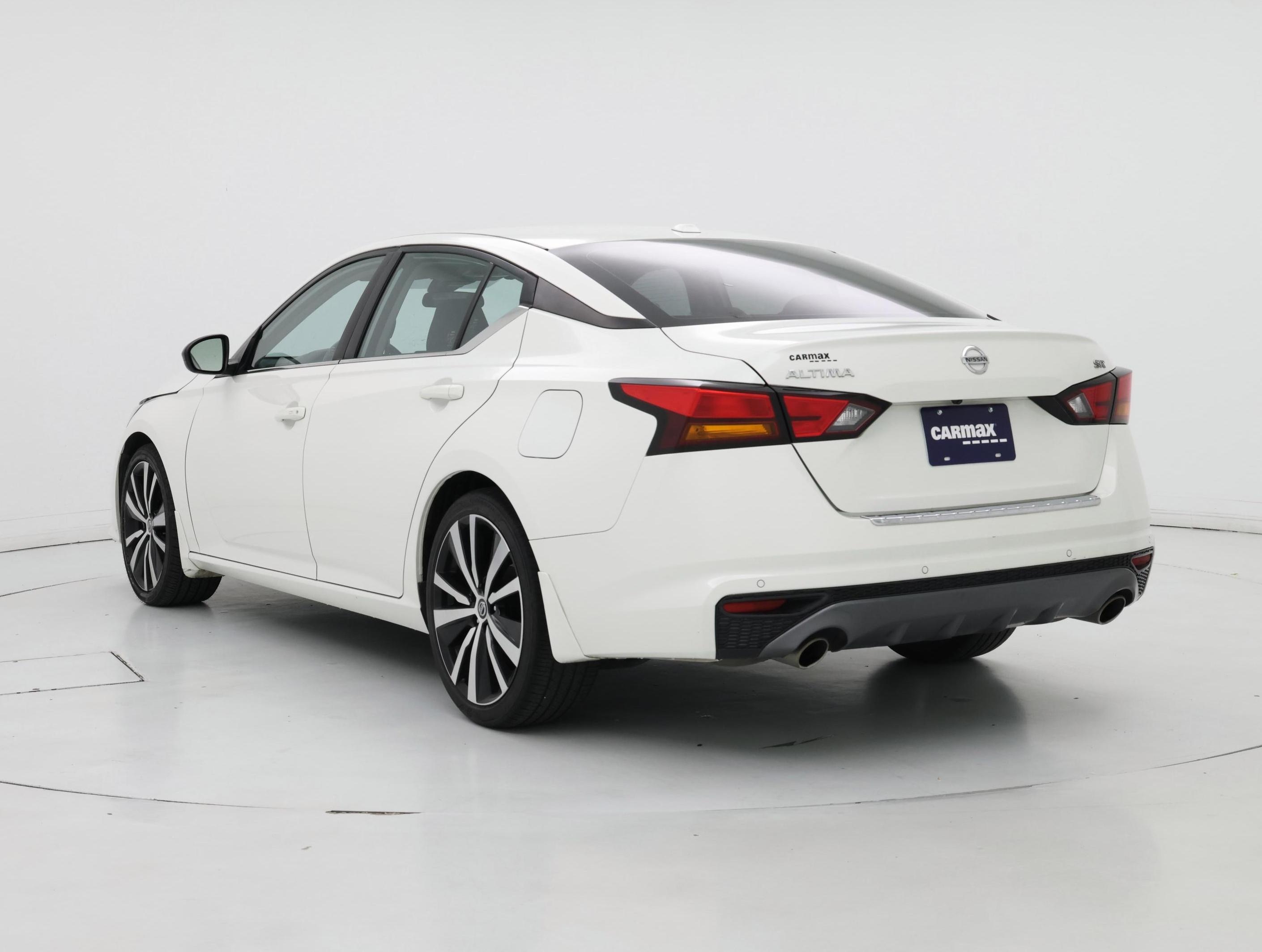 Thumbnail: 2022 Nissan Altima - 2