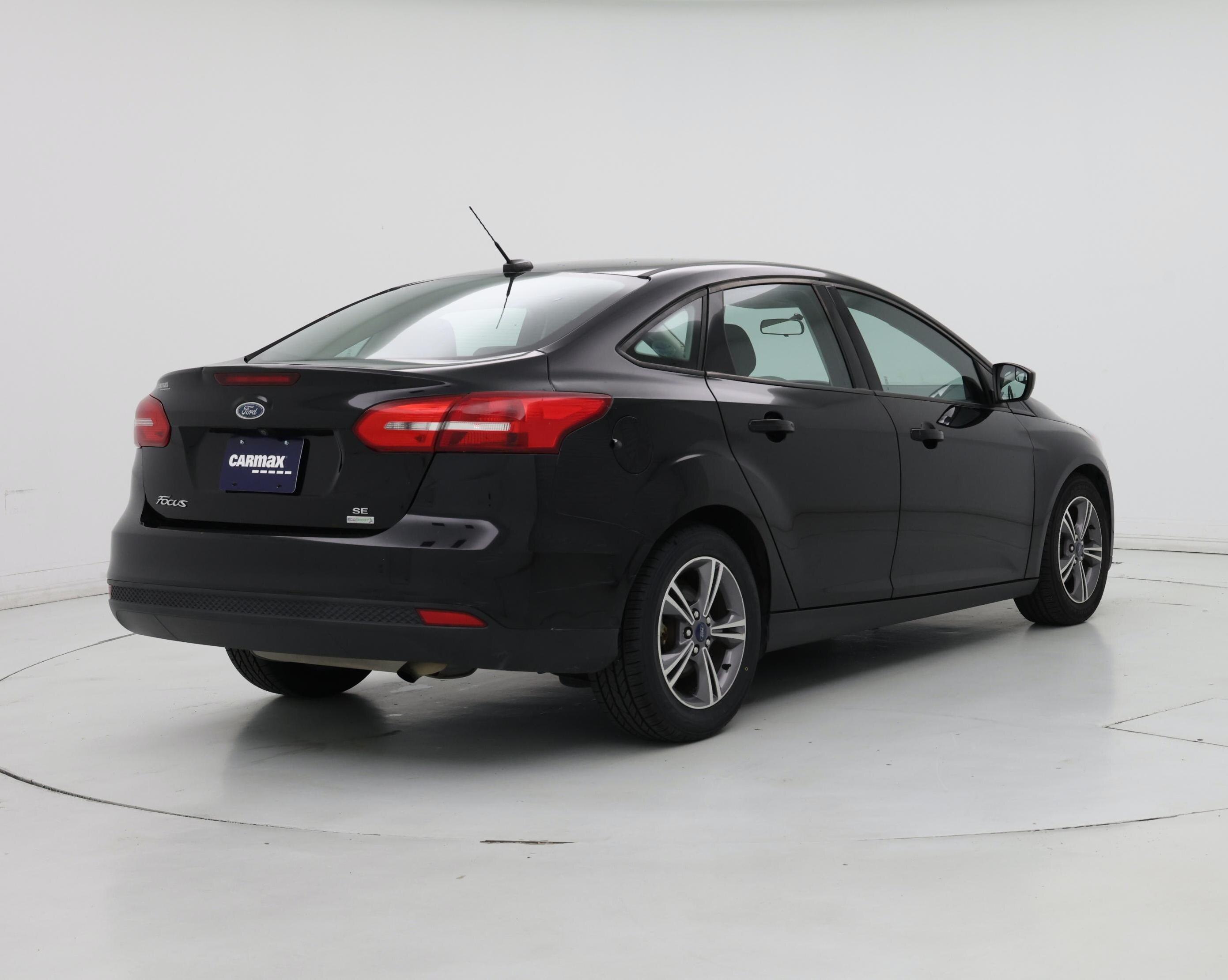 Thumbnail: 2018 Ford Focus - 8