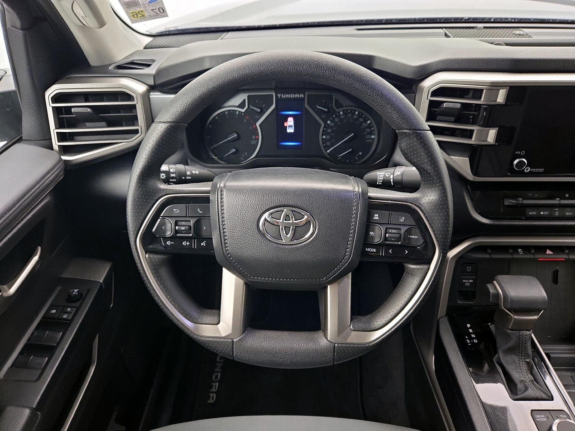 Thumbnail: 2024 Toyota Tundra - 10