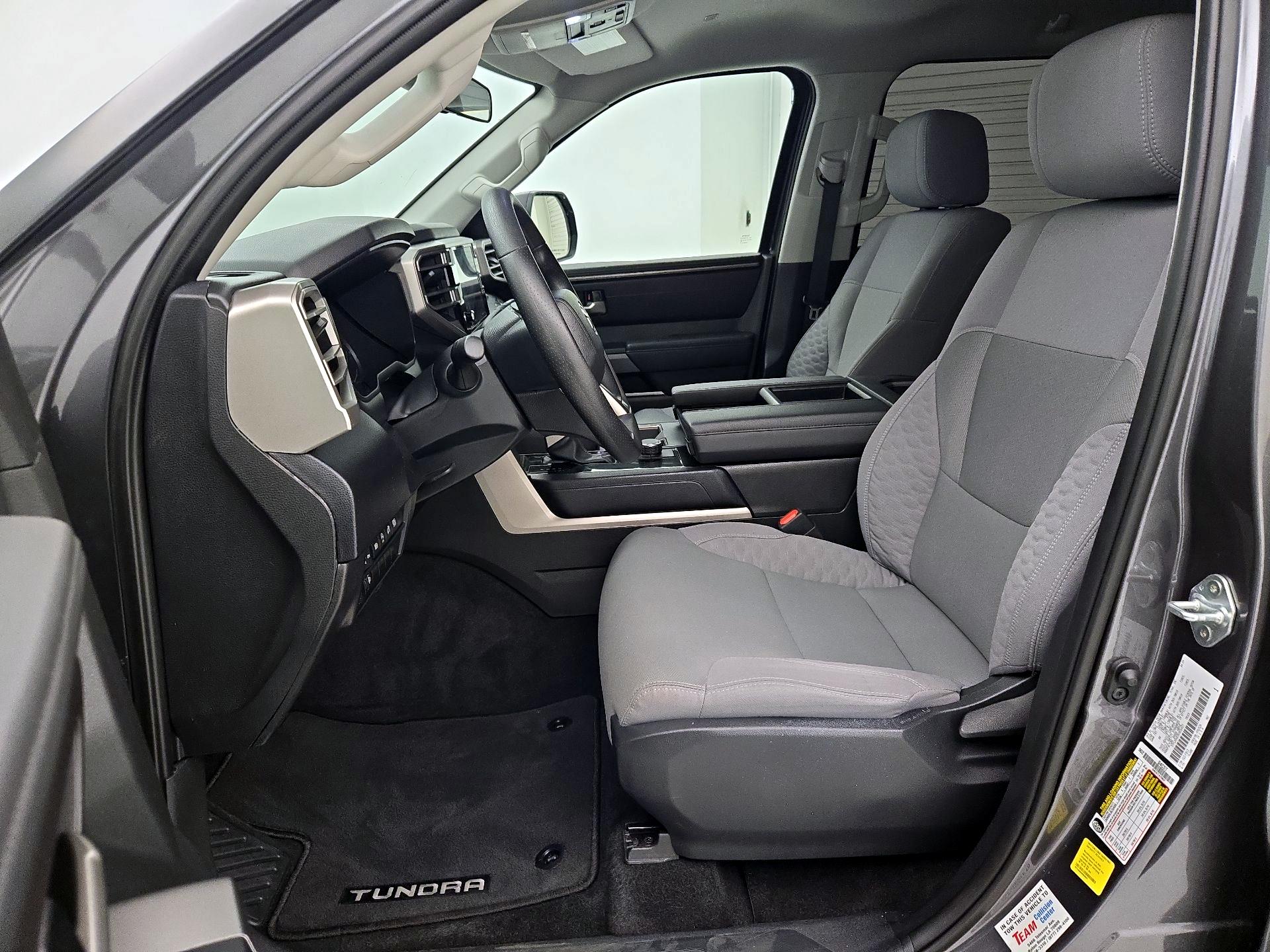 Thumbnail: 2024 Toyota Tundra - 11