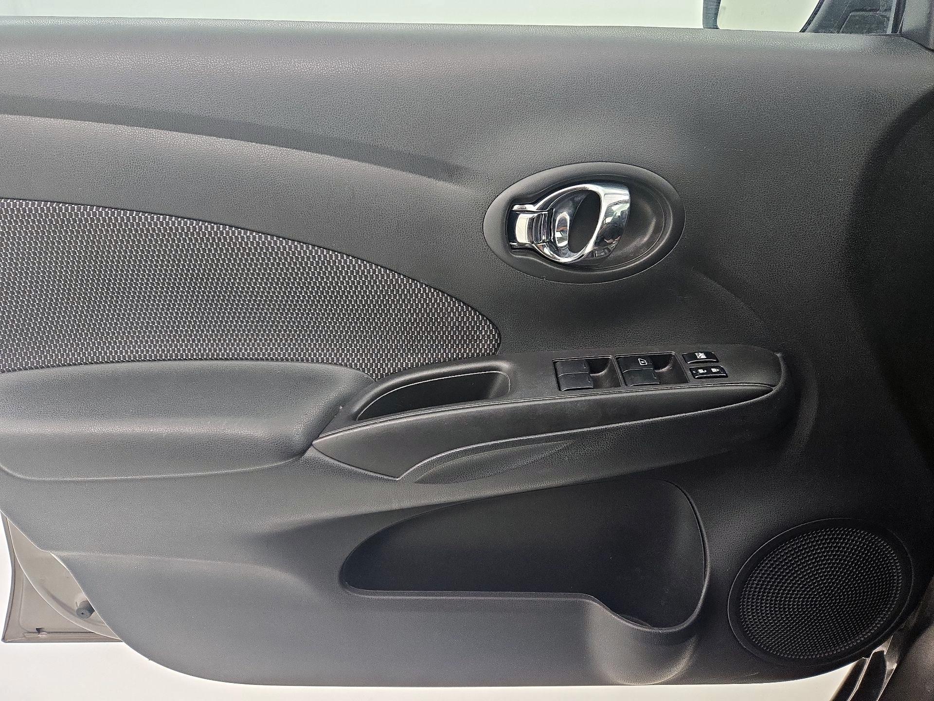 Thumbnail: 2015 Nissan Versa - 12