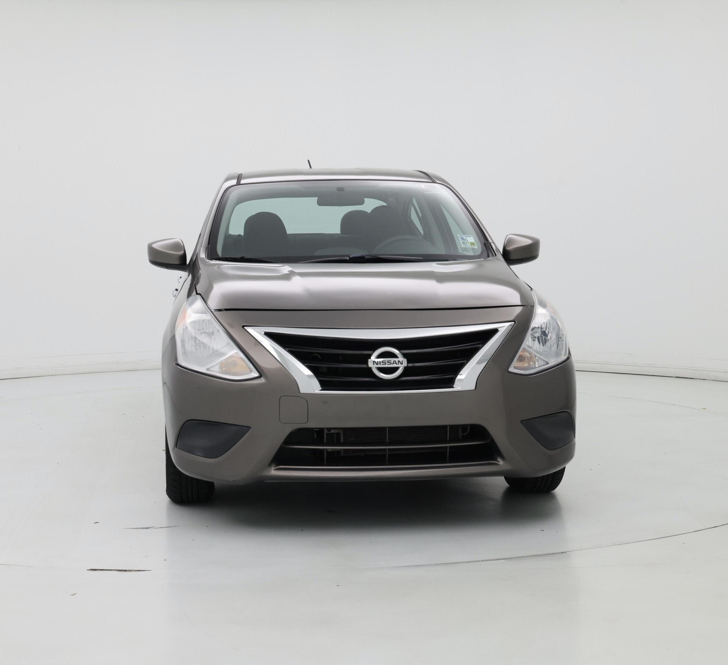 Thumbnail: 2015 Nissan Versa - 5