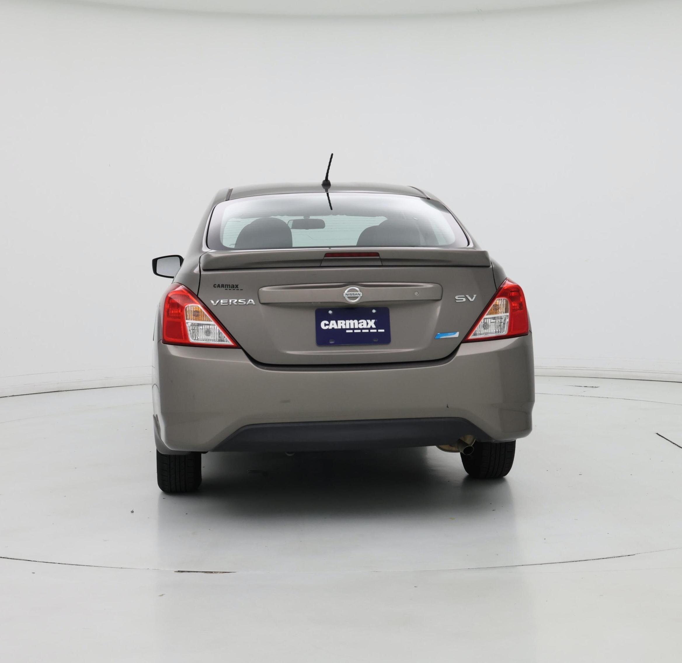 Thumbnail: 2015 Nissan Versa - 6