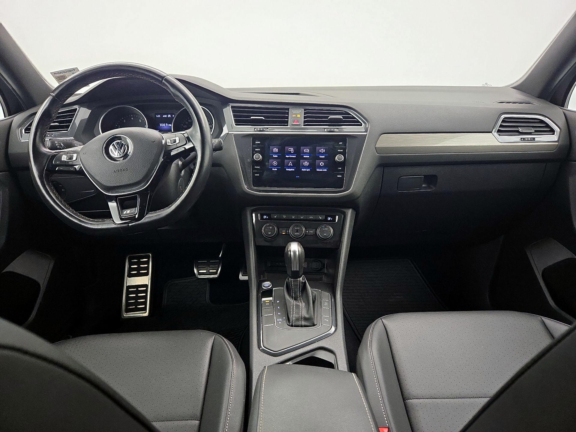 Thumbnail: 2021 Volkswagen Tiguan - 9