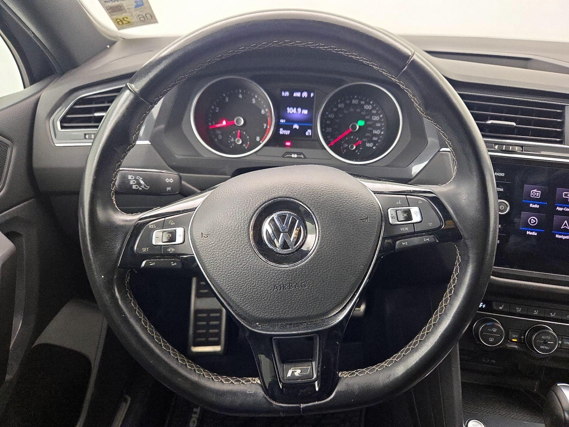 Thumbnail: 2021 Volkswagen Tiguan - 10
