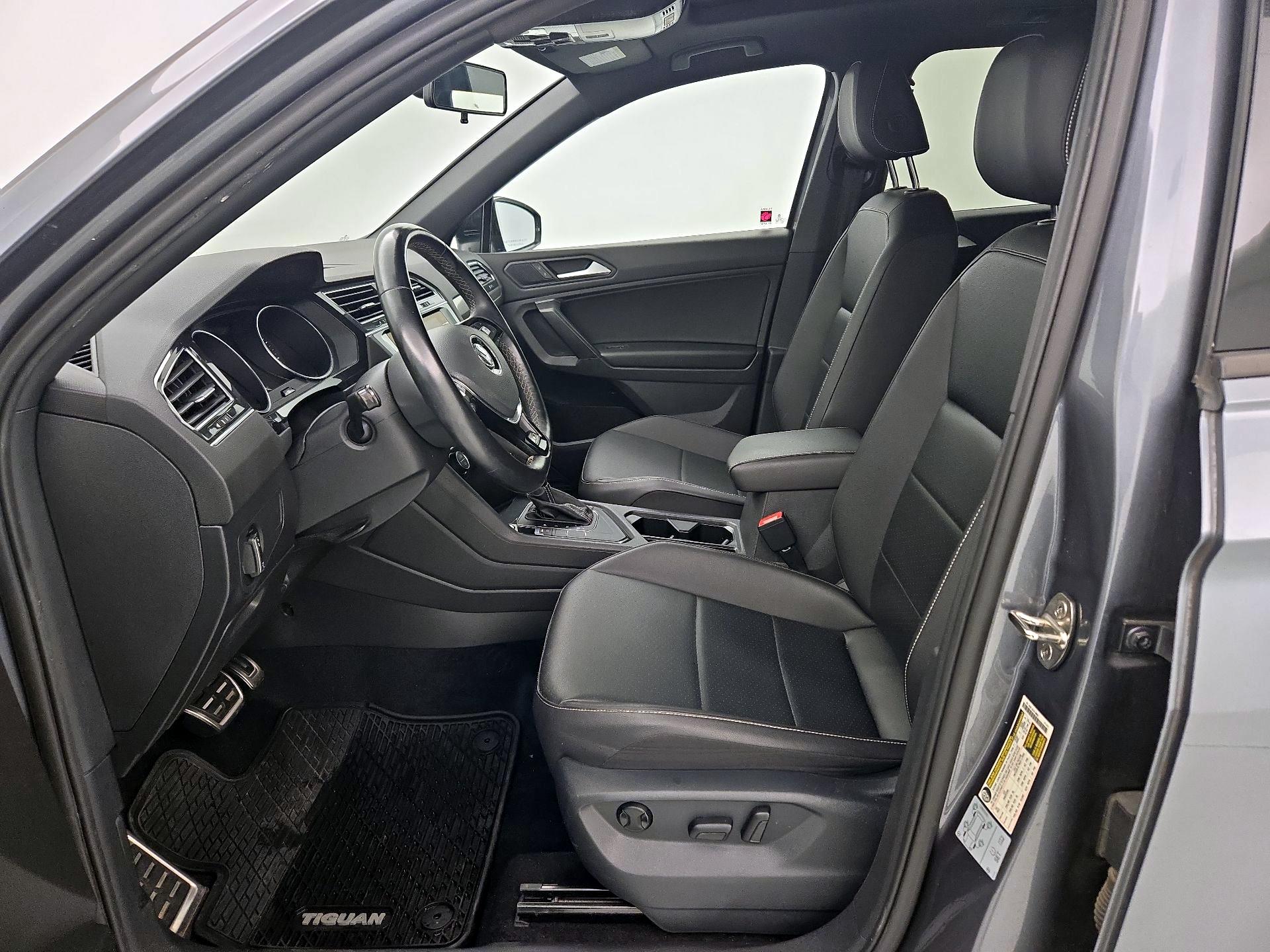 Thumbnail: 2021 Volkswagen Tiguan - 11