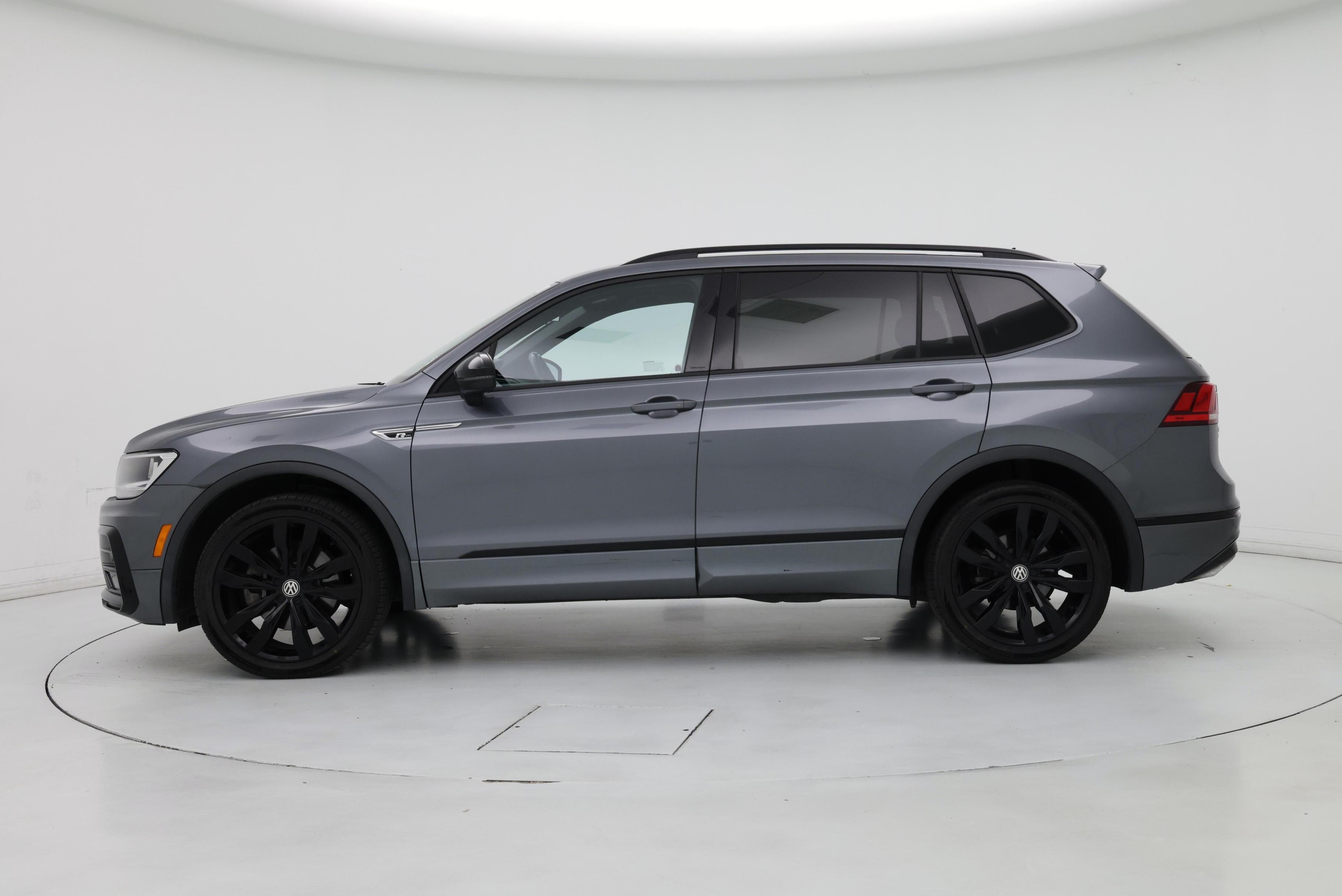 Thumbnail: 2021 Volkswagen Tiguan - 3