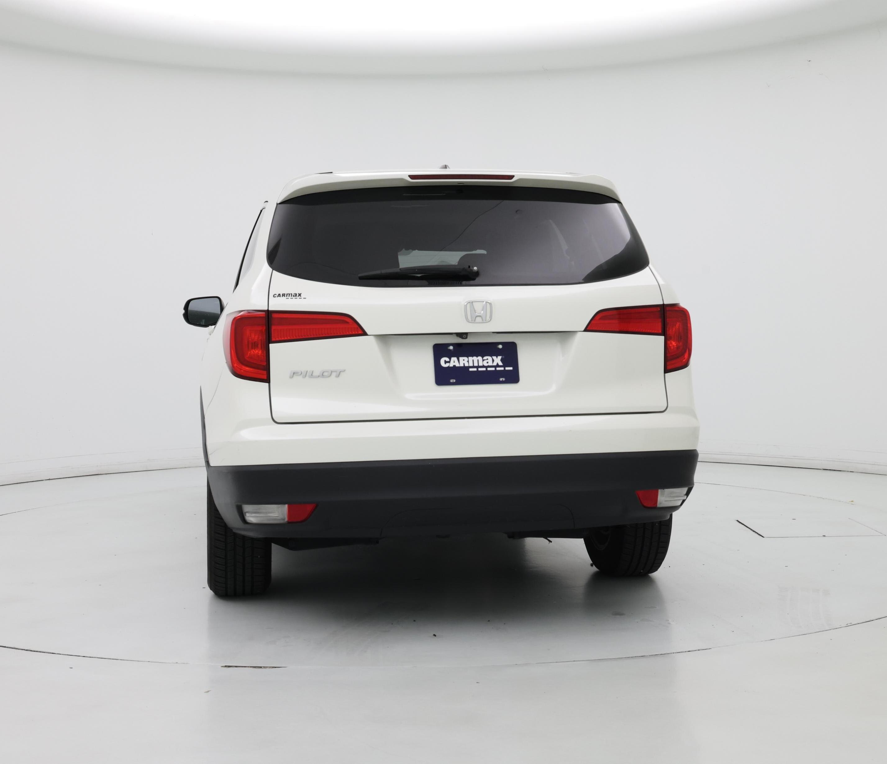 Thumbnail: 2017 Honda Pilot - 6