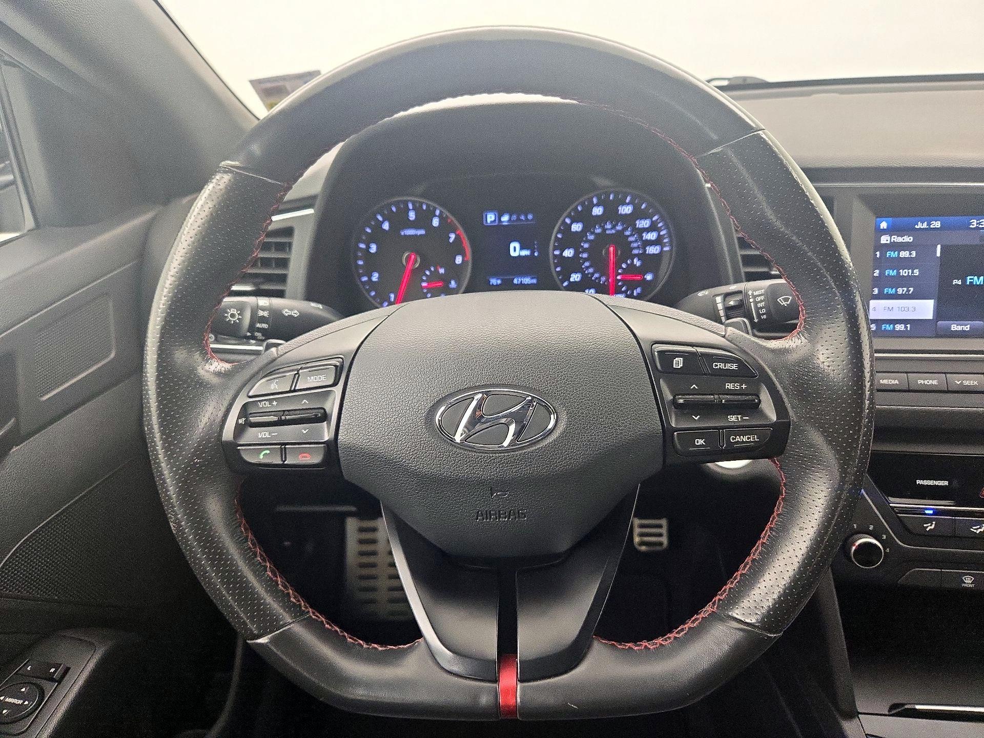 Thumbnail: 2018 Hyundai Elantra - 10