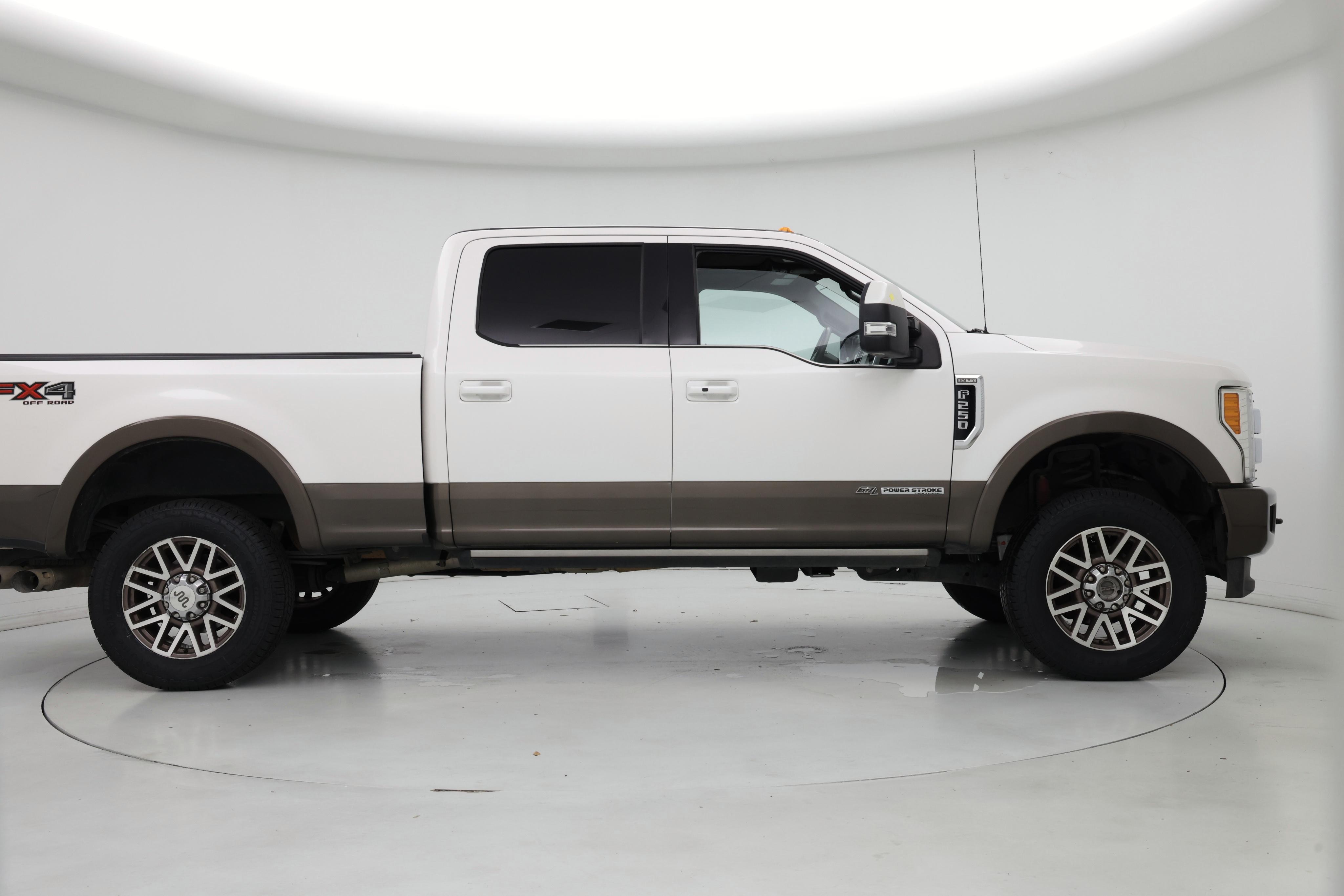 Thumbnail: 2017 Ford F-250 - 7