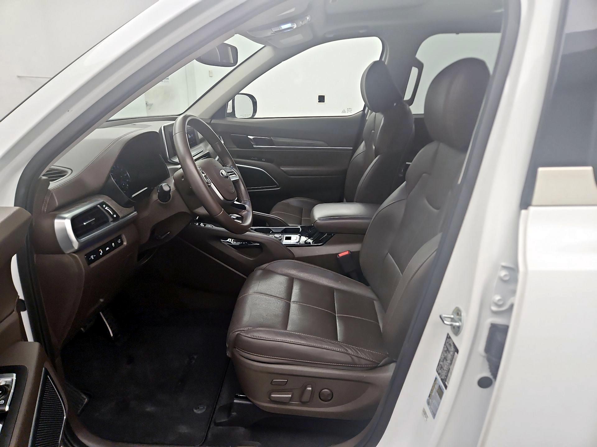 Thumbnail: 2020 Kia Telluride - 11