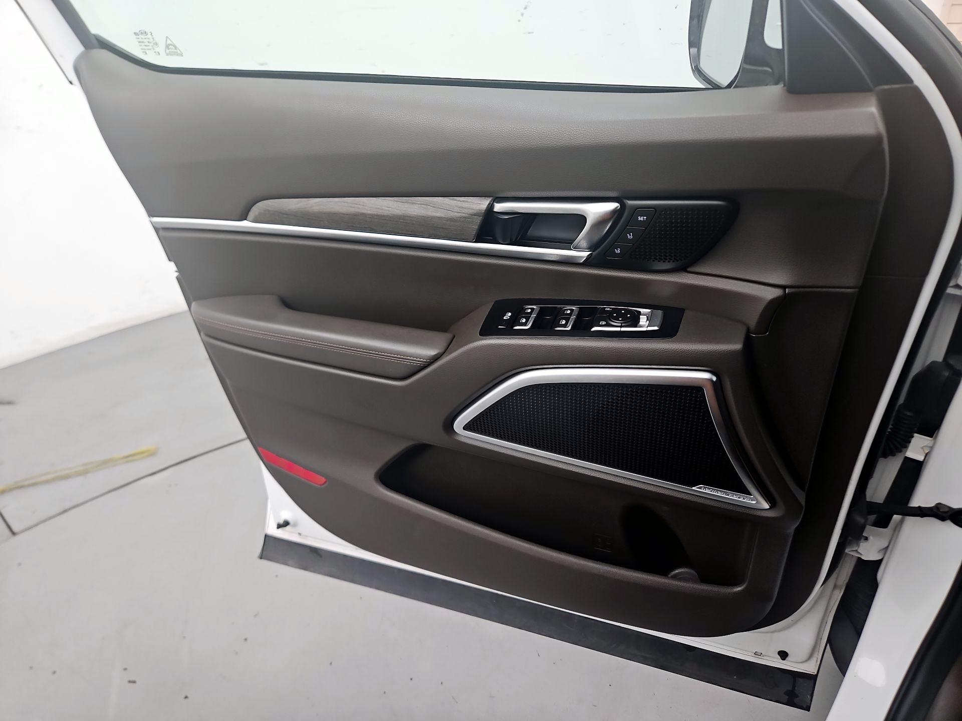 Thumbnail: 2020 Kia Telluride - 12