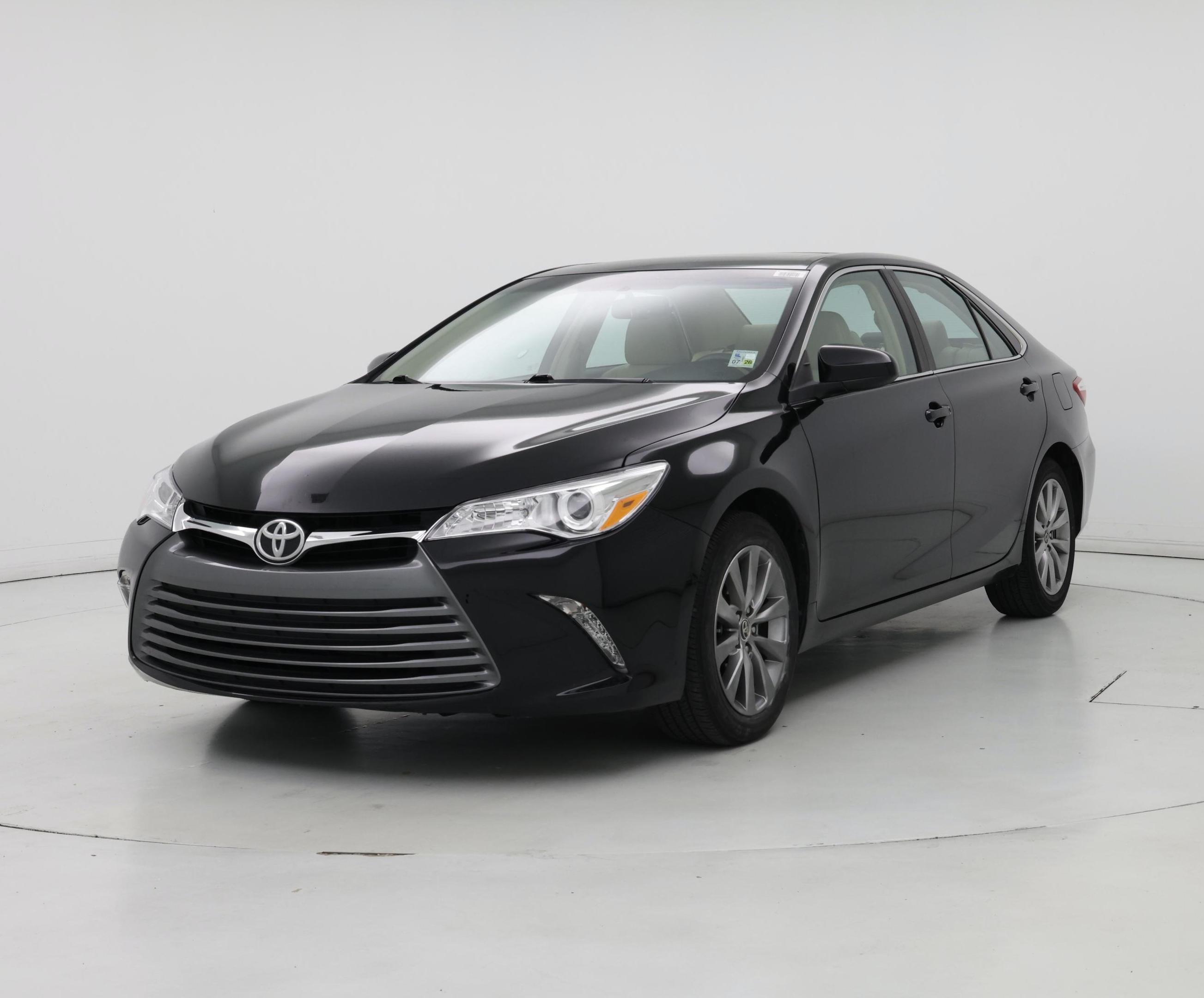 Thumbnail: 2015 Toyota Camry - 4