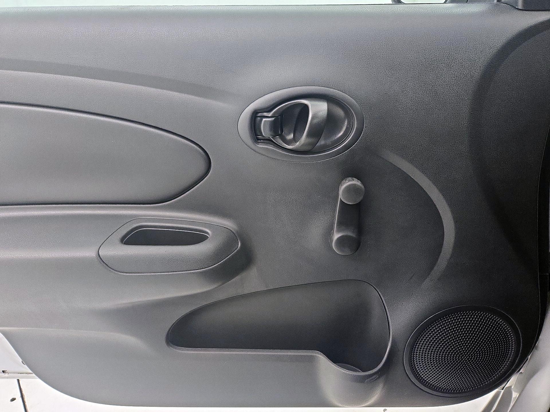 Thumbnail: 2016 Nissan Versa - 12