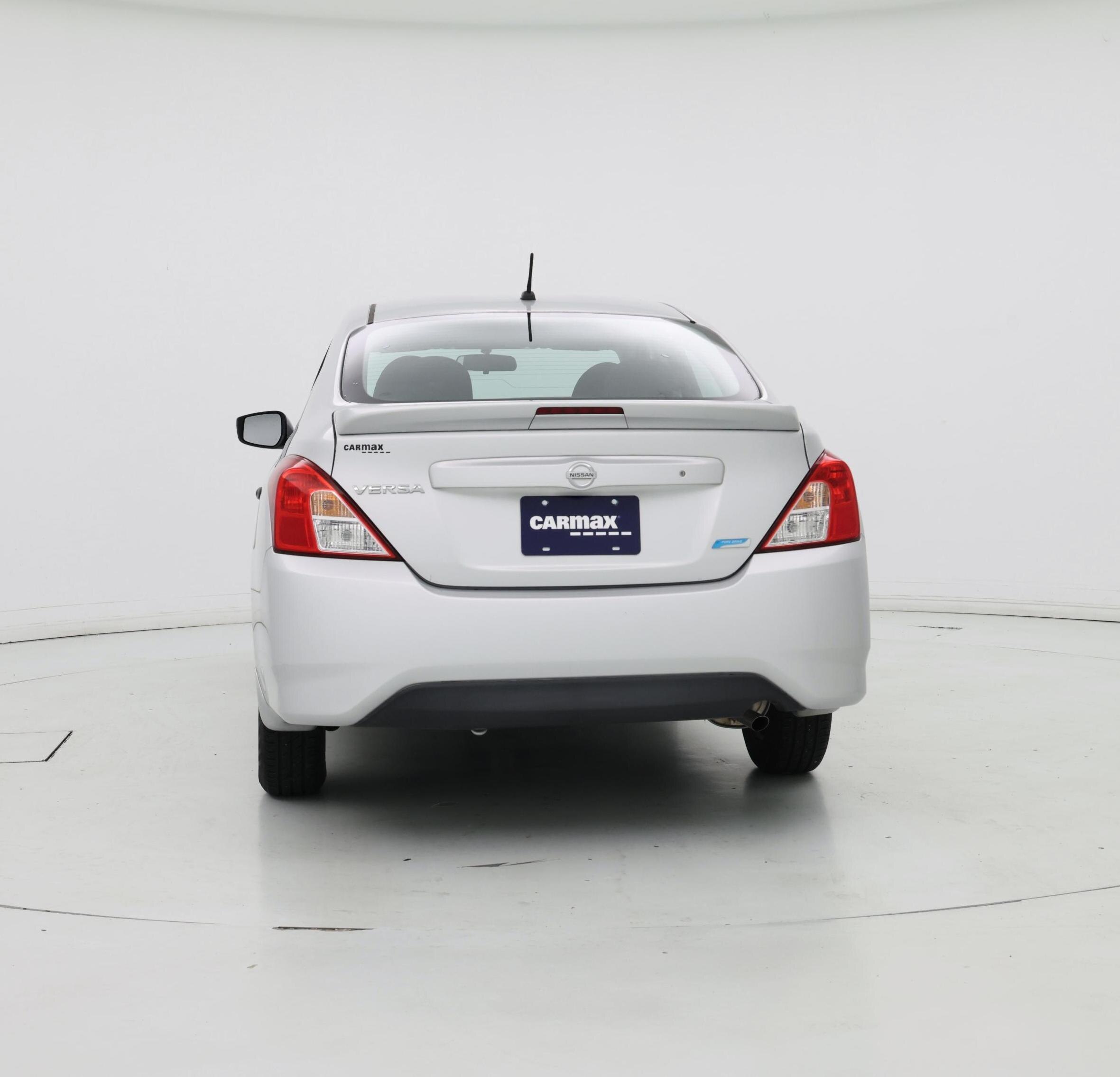 Thumbnail: 2016 Nissan Versa - 6
