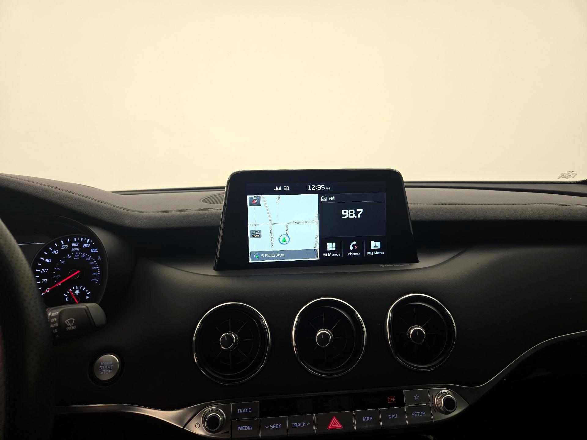 Thumbnail: 2019 Kia Stinger - 14