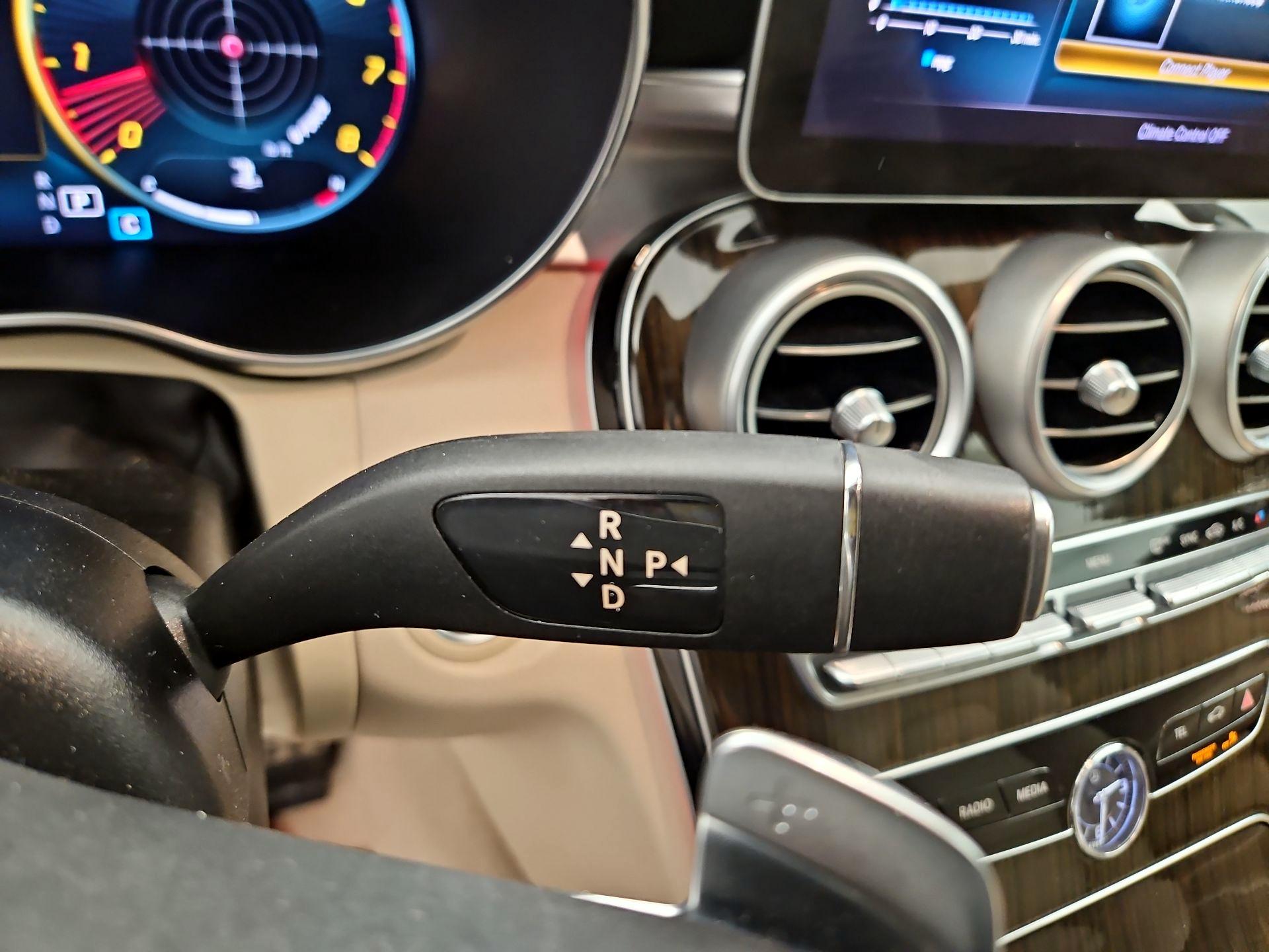 Thumbnail: 2020 Mercedes-Benz C-Class - 17