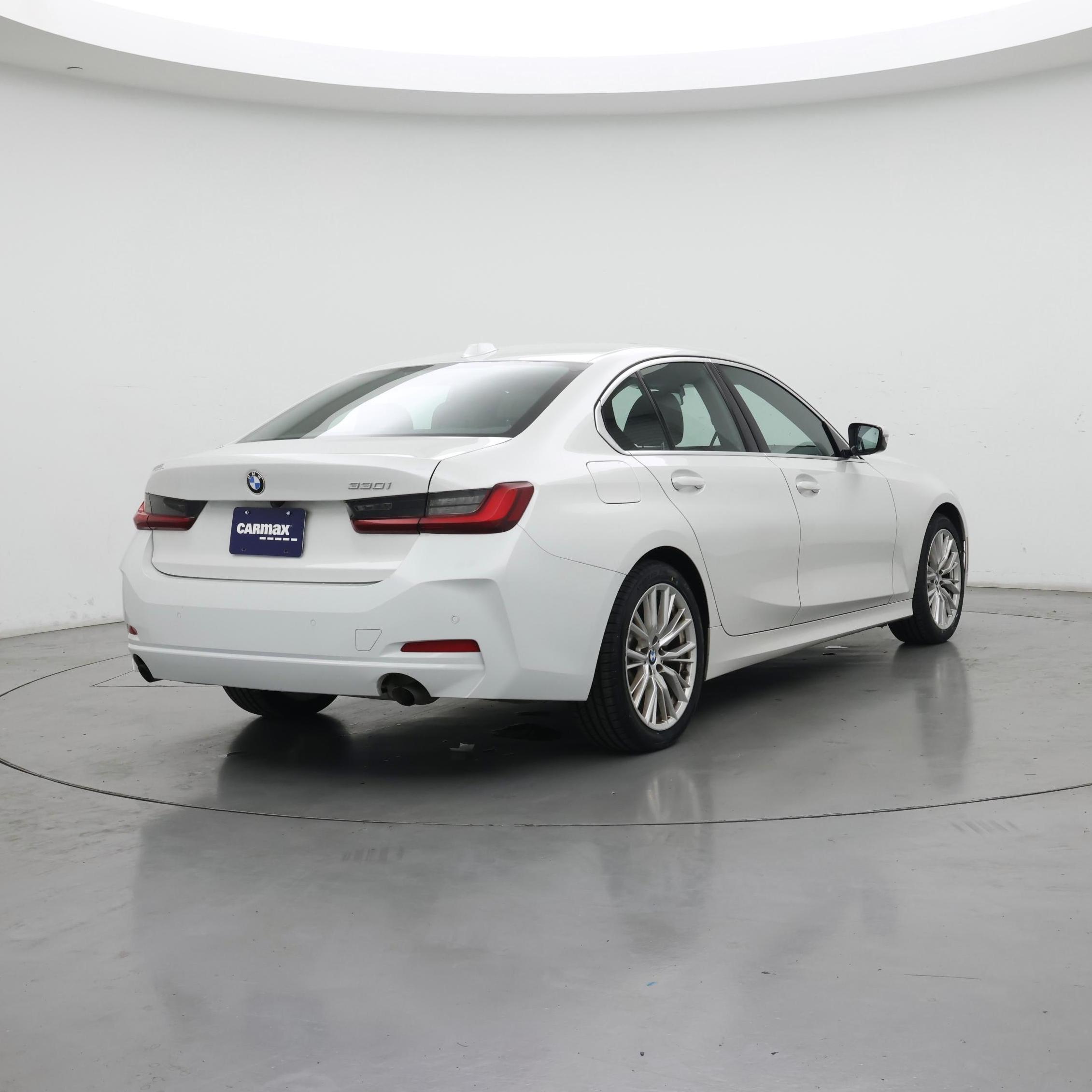 Thumbnail: 2024 BMW 3 Series - 8