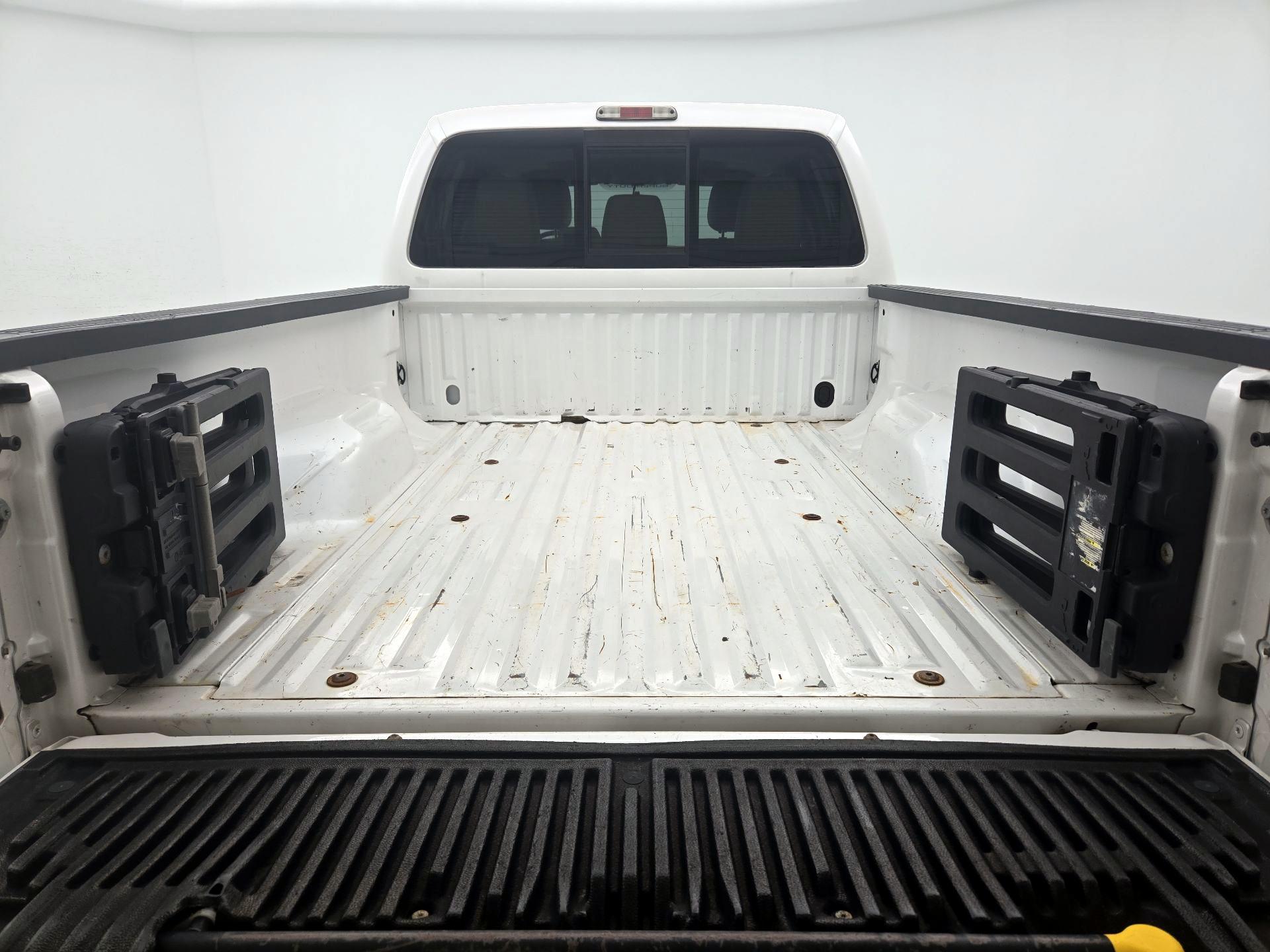 Thumbnail: 2016 Ford F-250 - 20