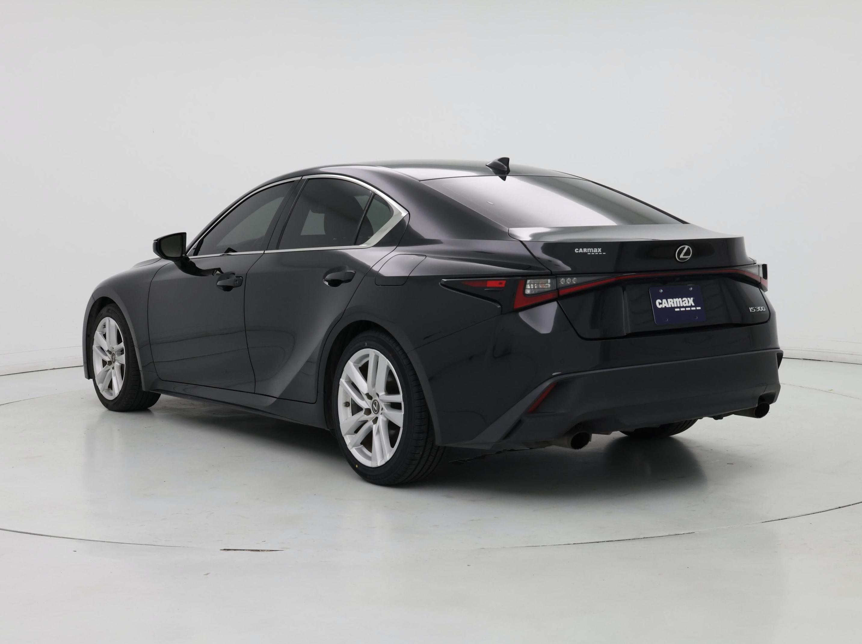 Thumbnail: 2021 Lexus IS - 2