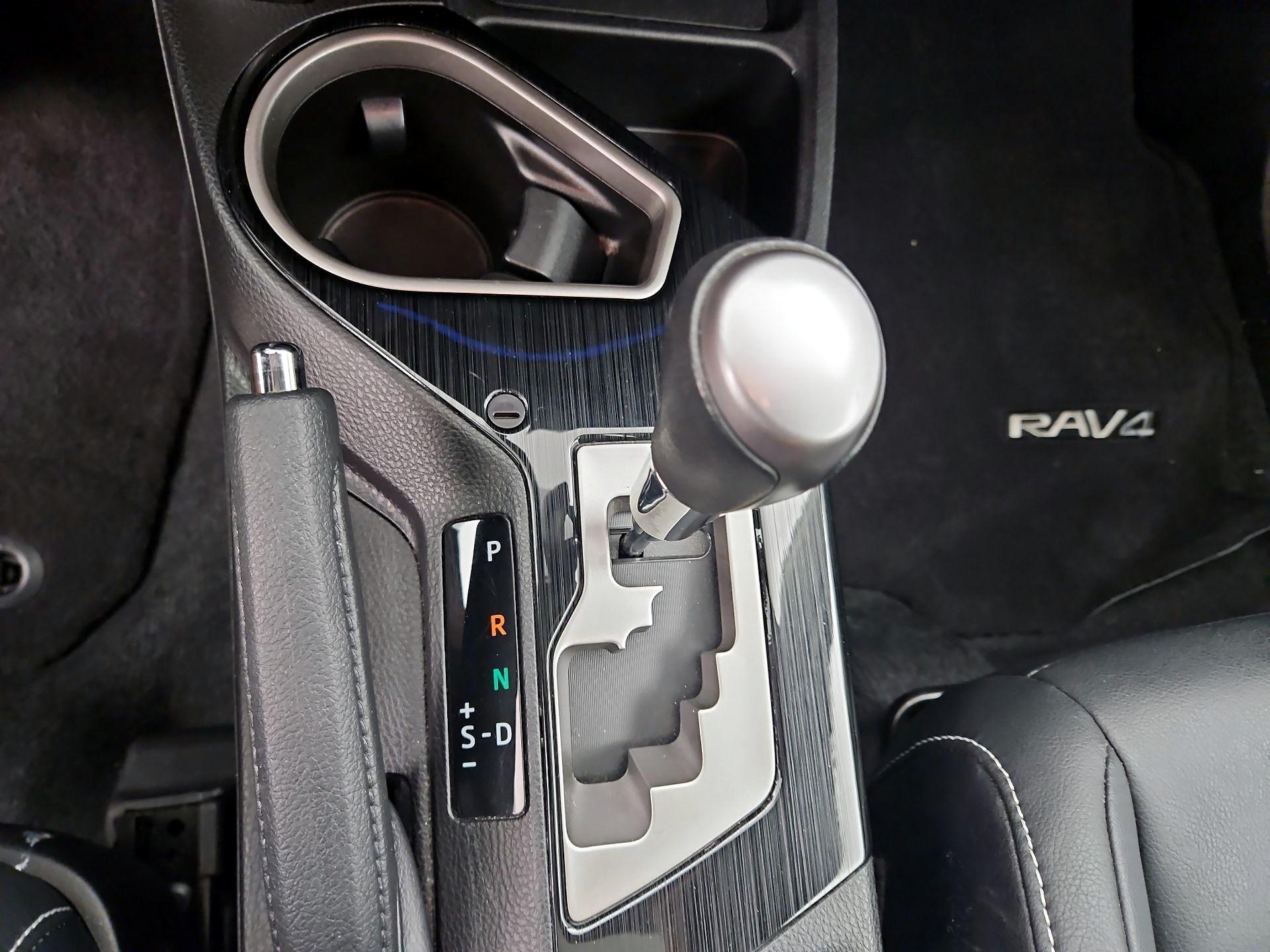 Thumbnail: 2016 Toyota RAV4 - 18