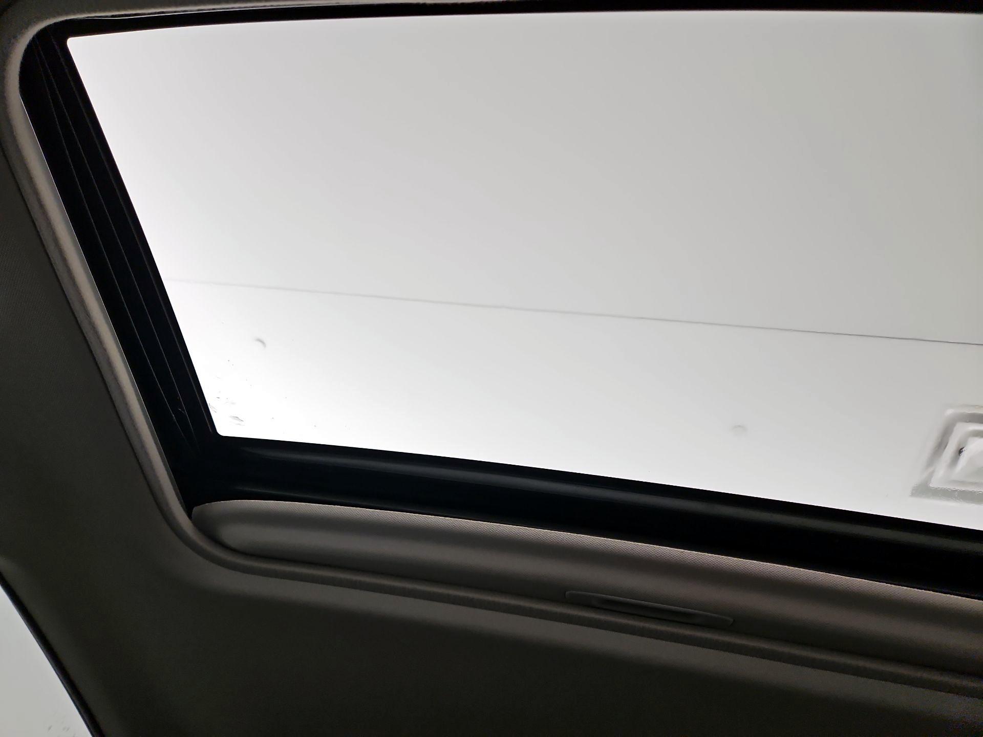 Thumbnail: 2016 Toyota RAV4 - 20