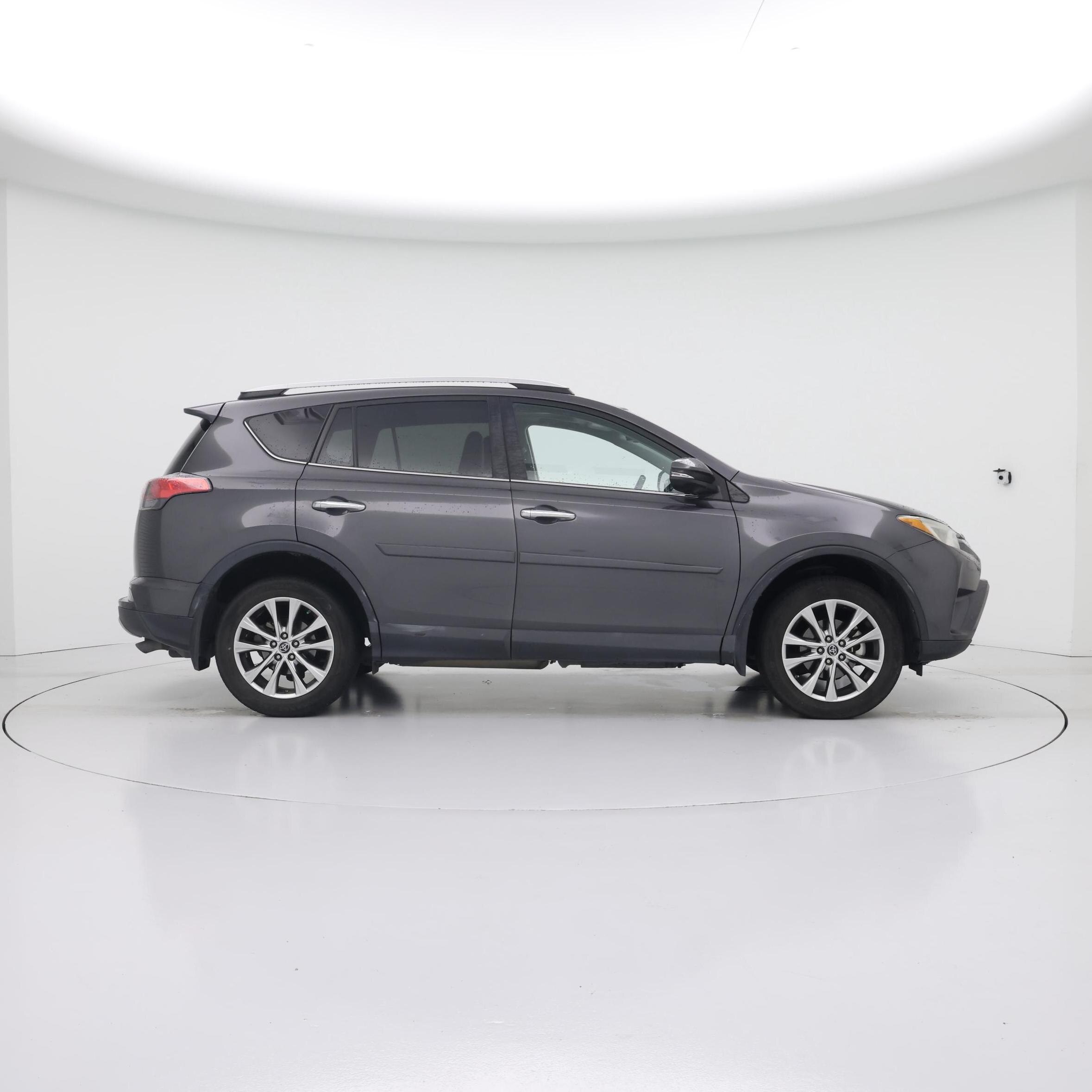 Thumbnail: 2016 Toyota RAV4 - 7