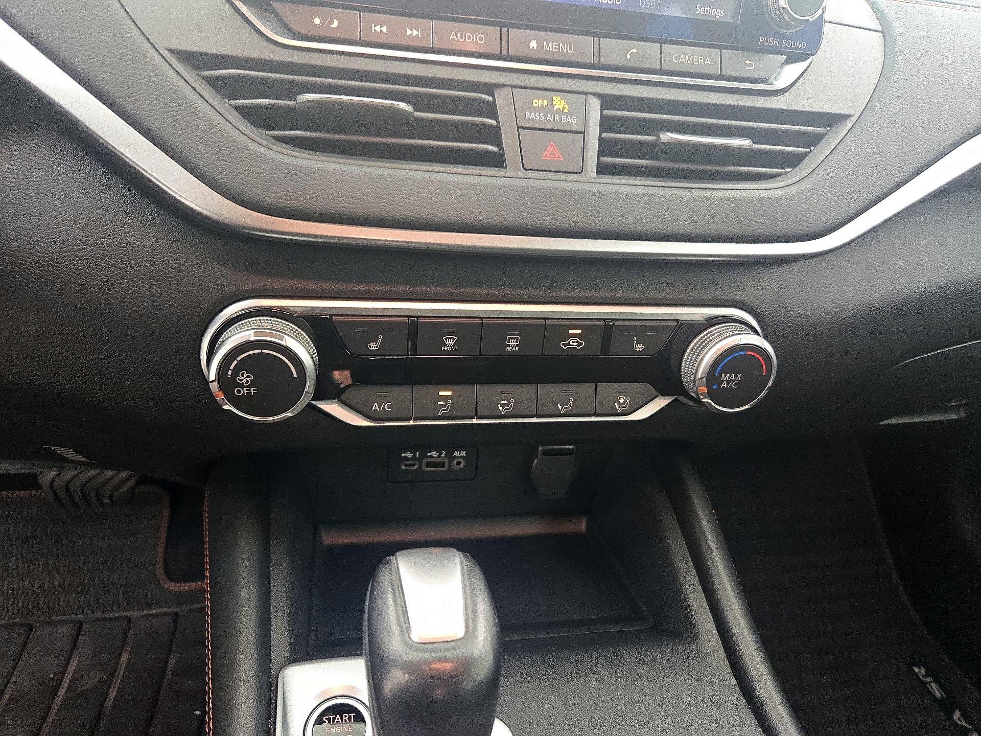 Thumbnail: 2019 Nissan Altima - 16