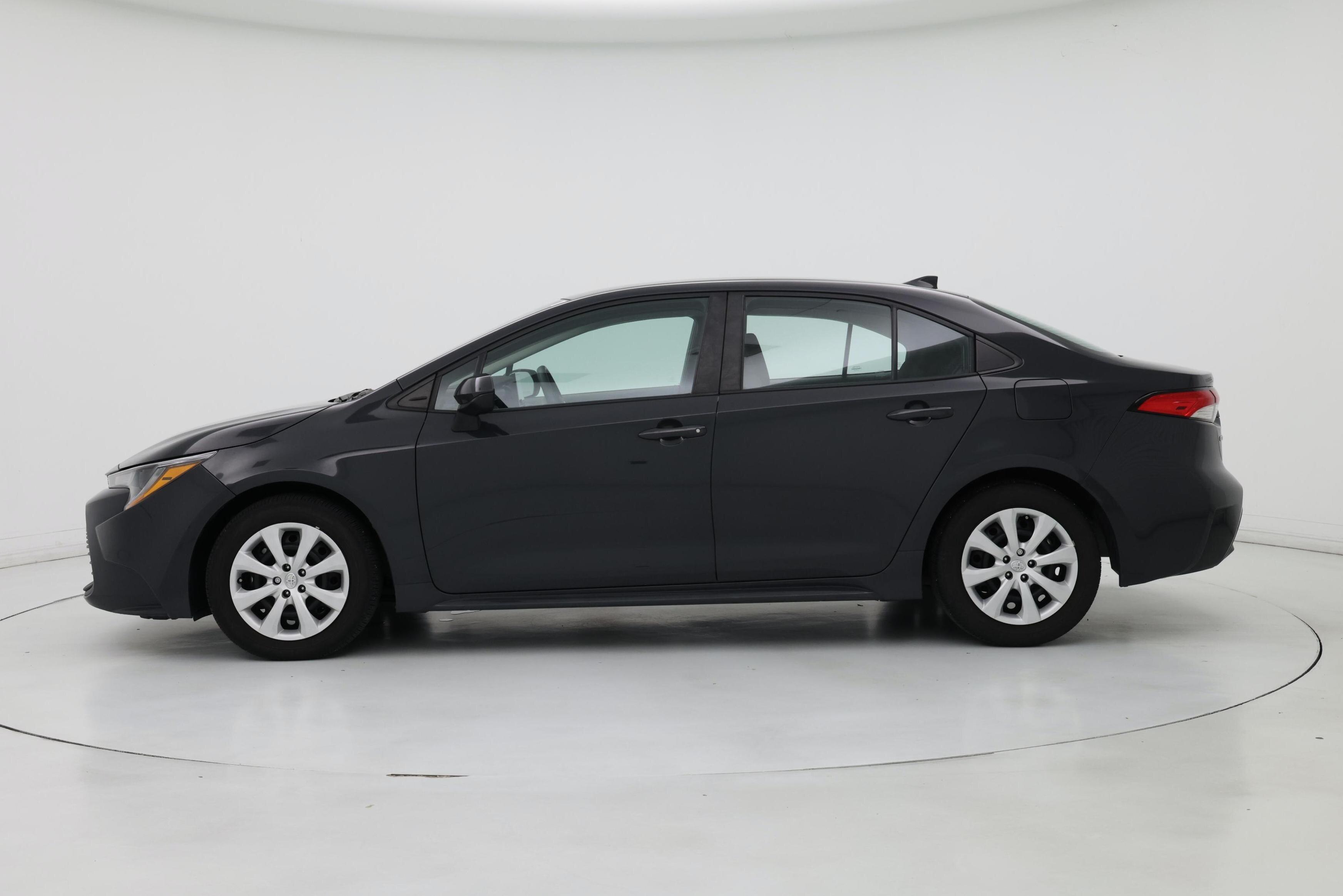 Thumbnail: 2023 Toyota Corolla - 3