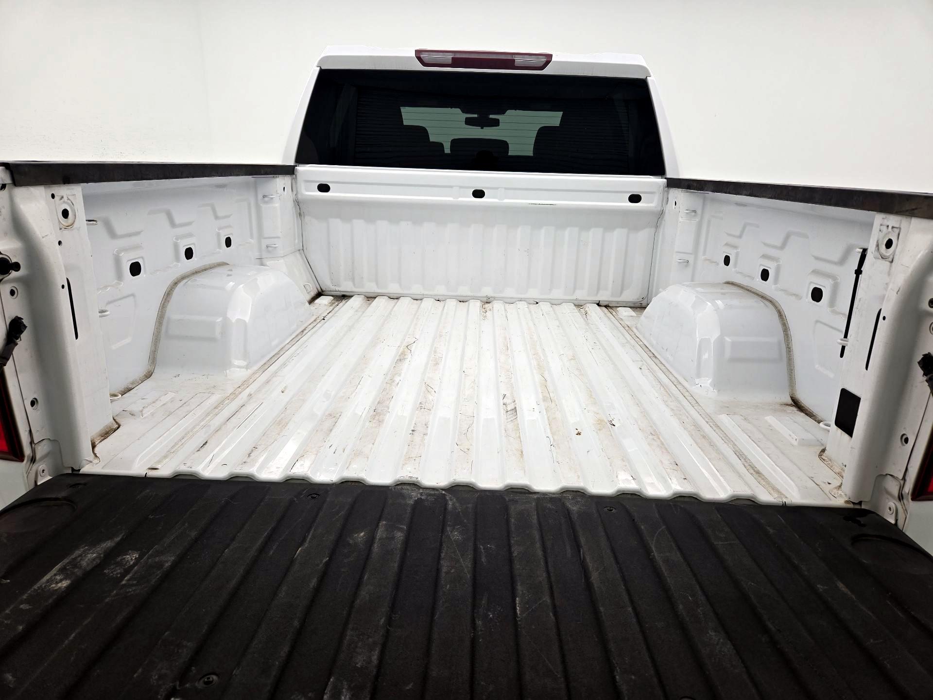 Thumbnail: 2022 Chevrolet Silverado 1500 - 20